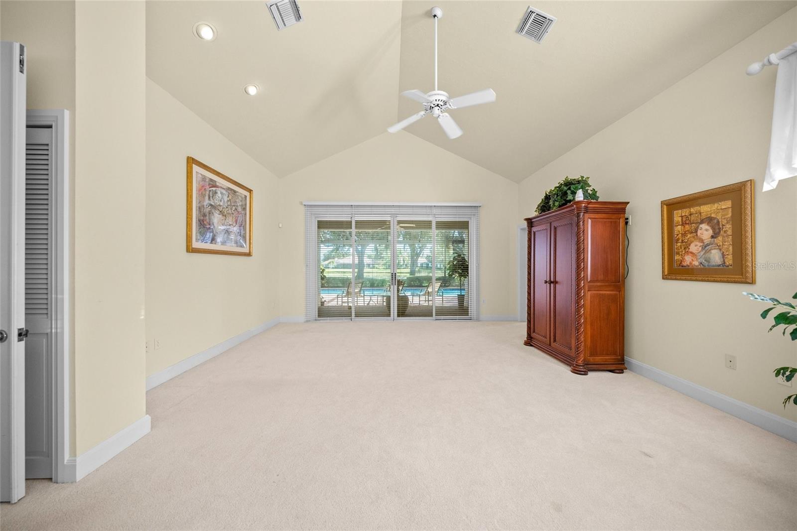 LAUREL OAK ESTATES - Residential