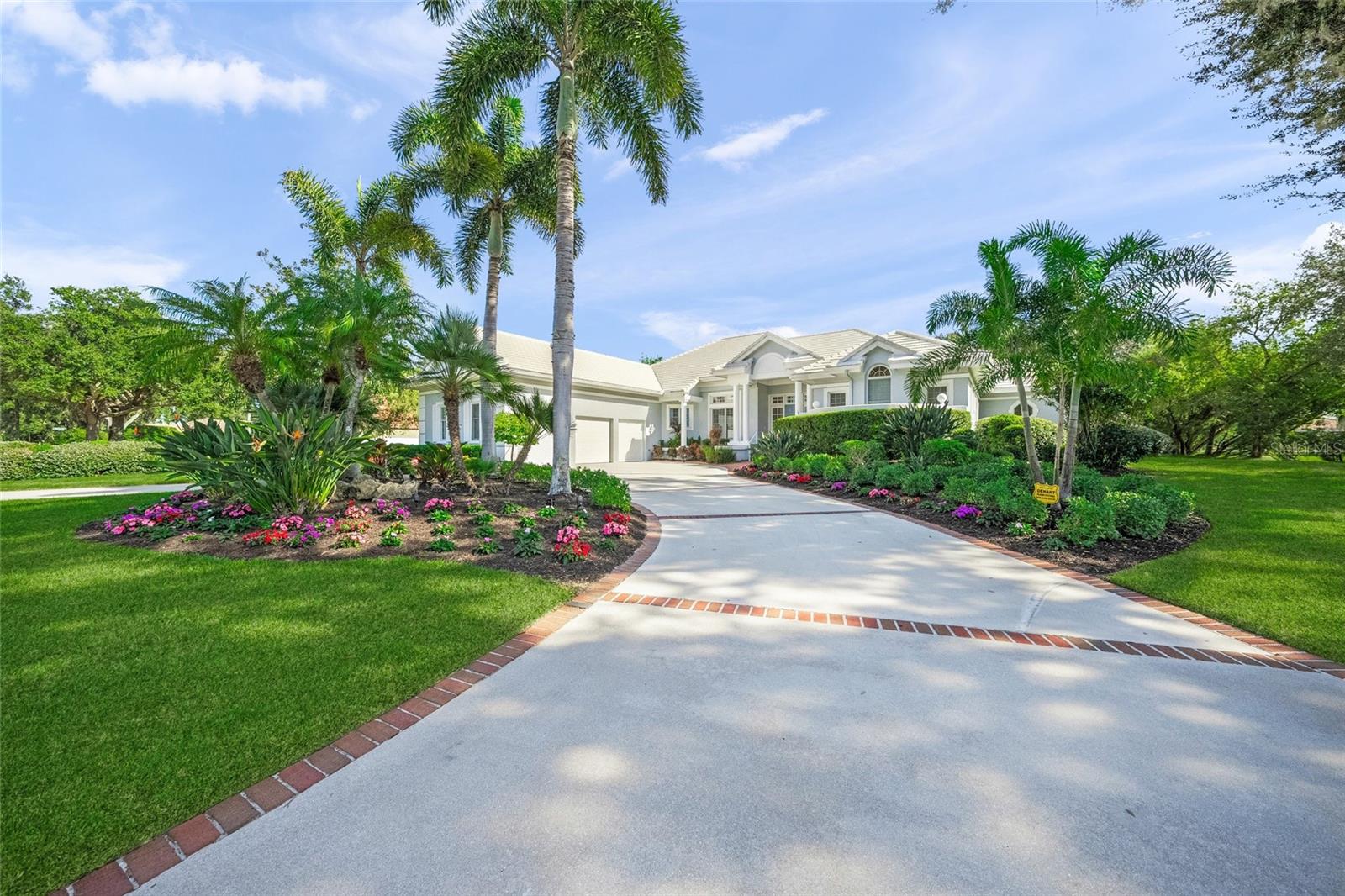 LAUREL OAK ESTATES - Residential