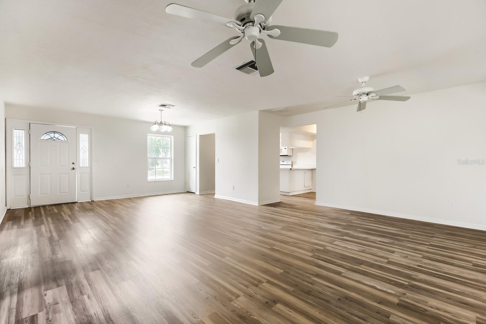 SPRING HILL - Residential