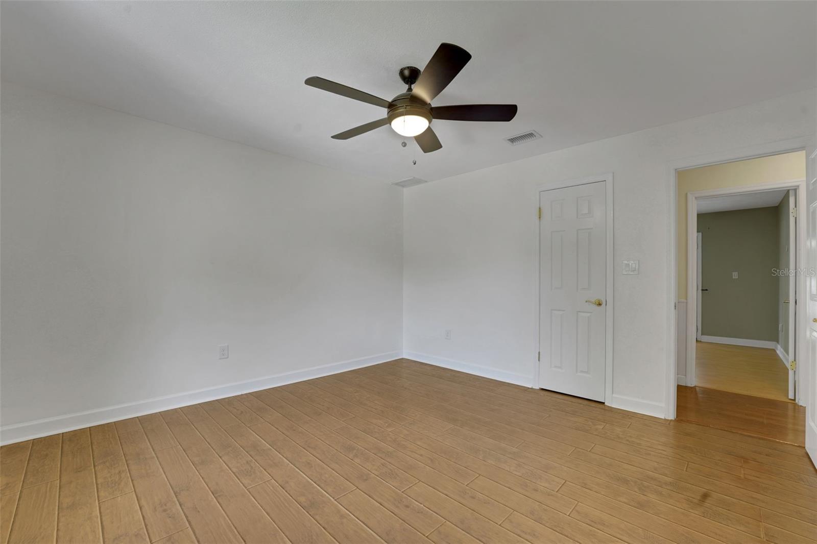 MARKHAM PLACE - Residential