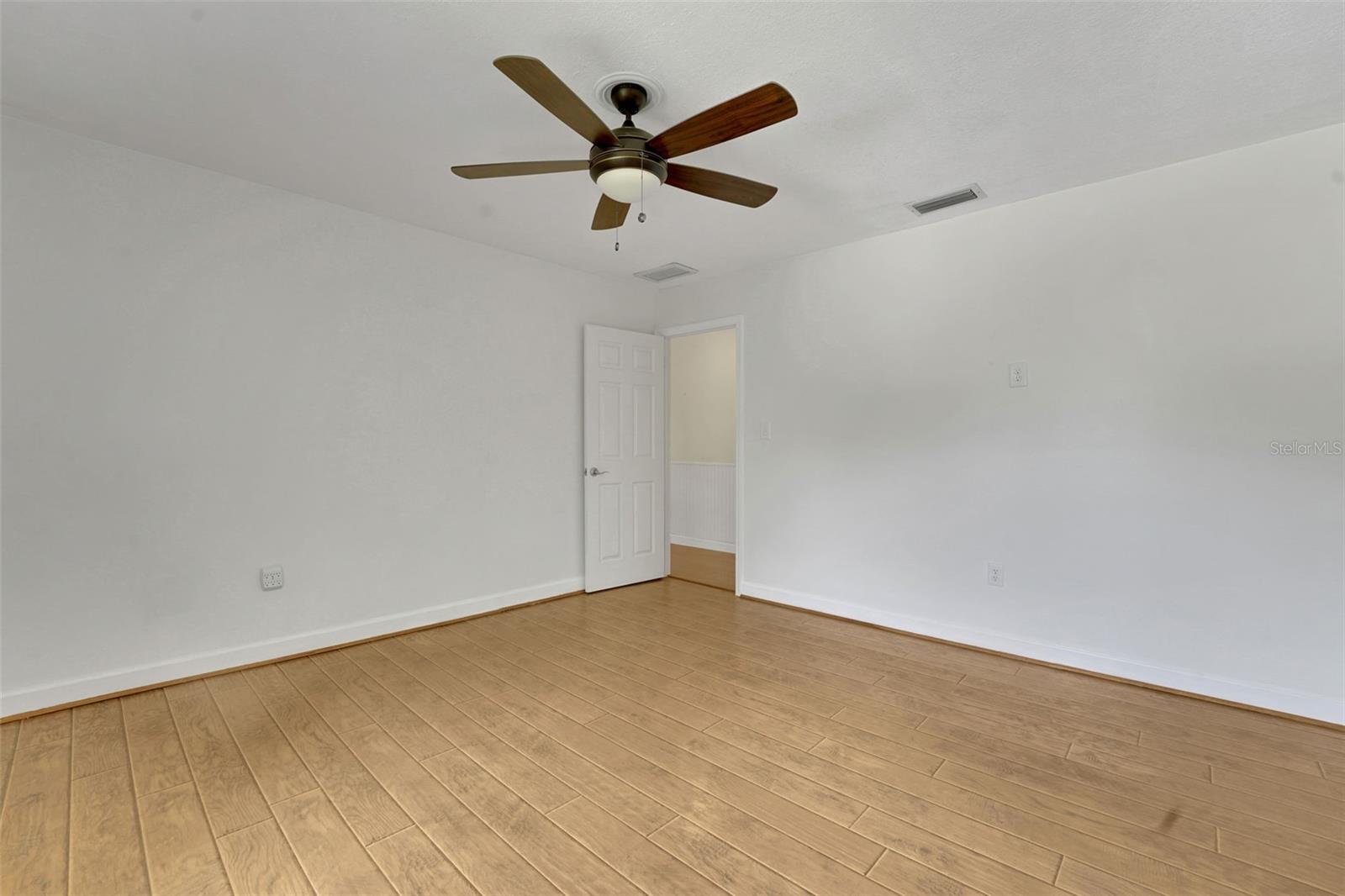 MARKHAM PLACE - Residential
