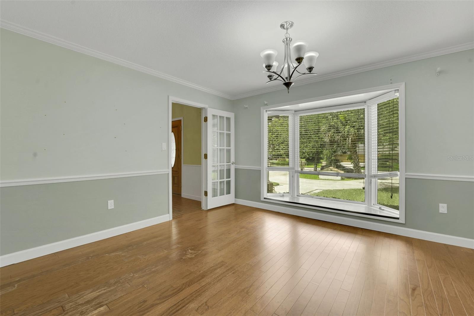 MARKHAM PLACE - Residential