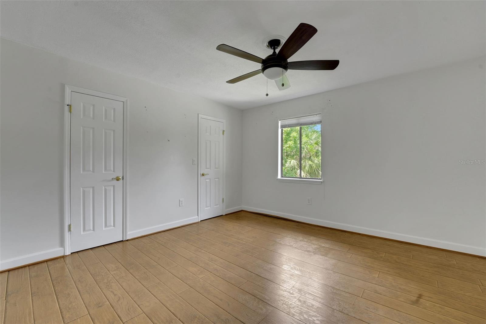 MARKHAM PLACE - Residential