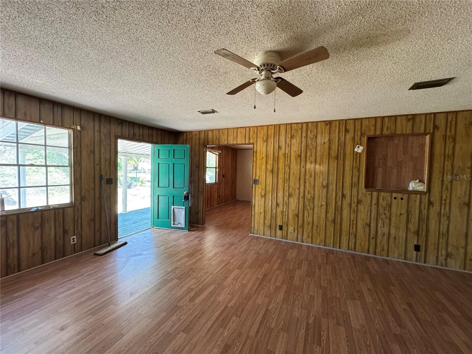 15130 104TH ST. LIVE OAK, FL32060 - Residential