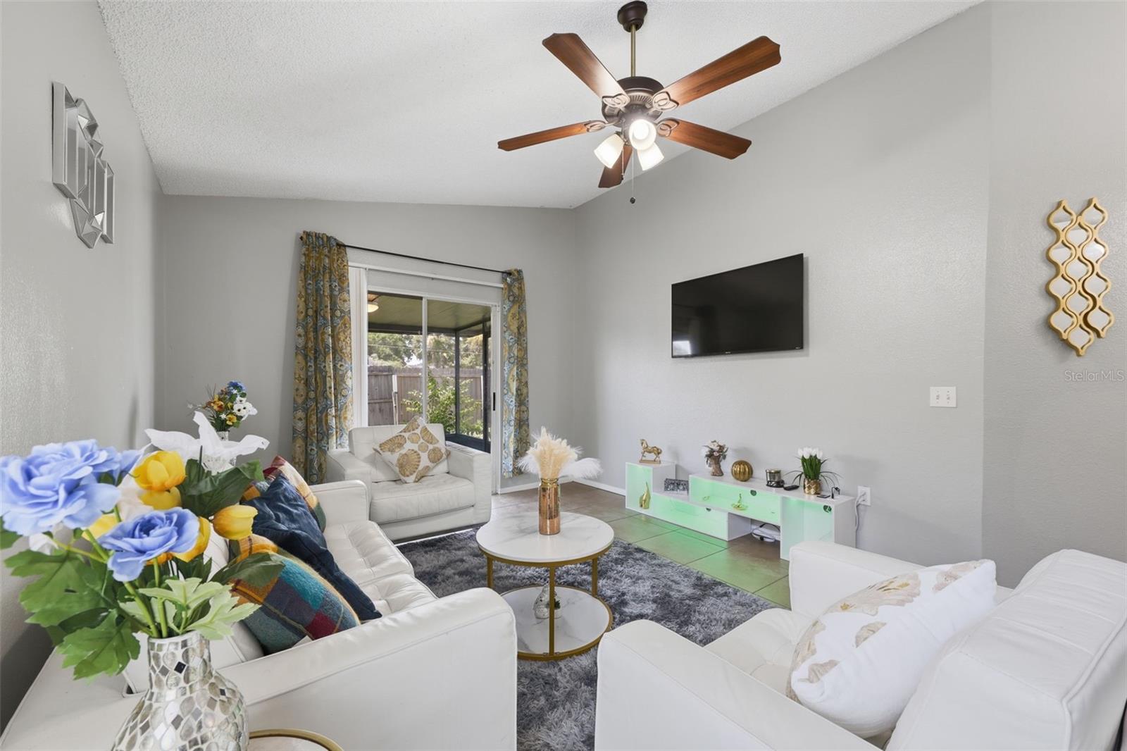 HOLLYTREE VILLAGE - Residential