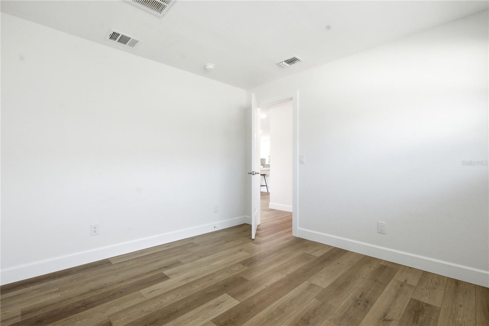 BRENTWOOD PARK - Residential