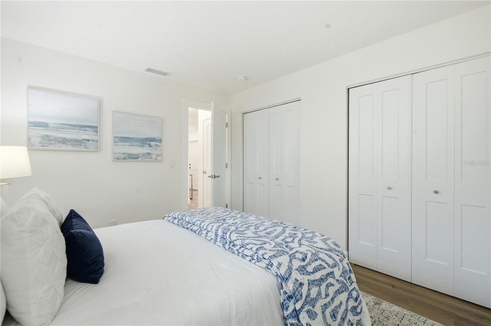 BRENTWOOD PARK - Residential