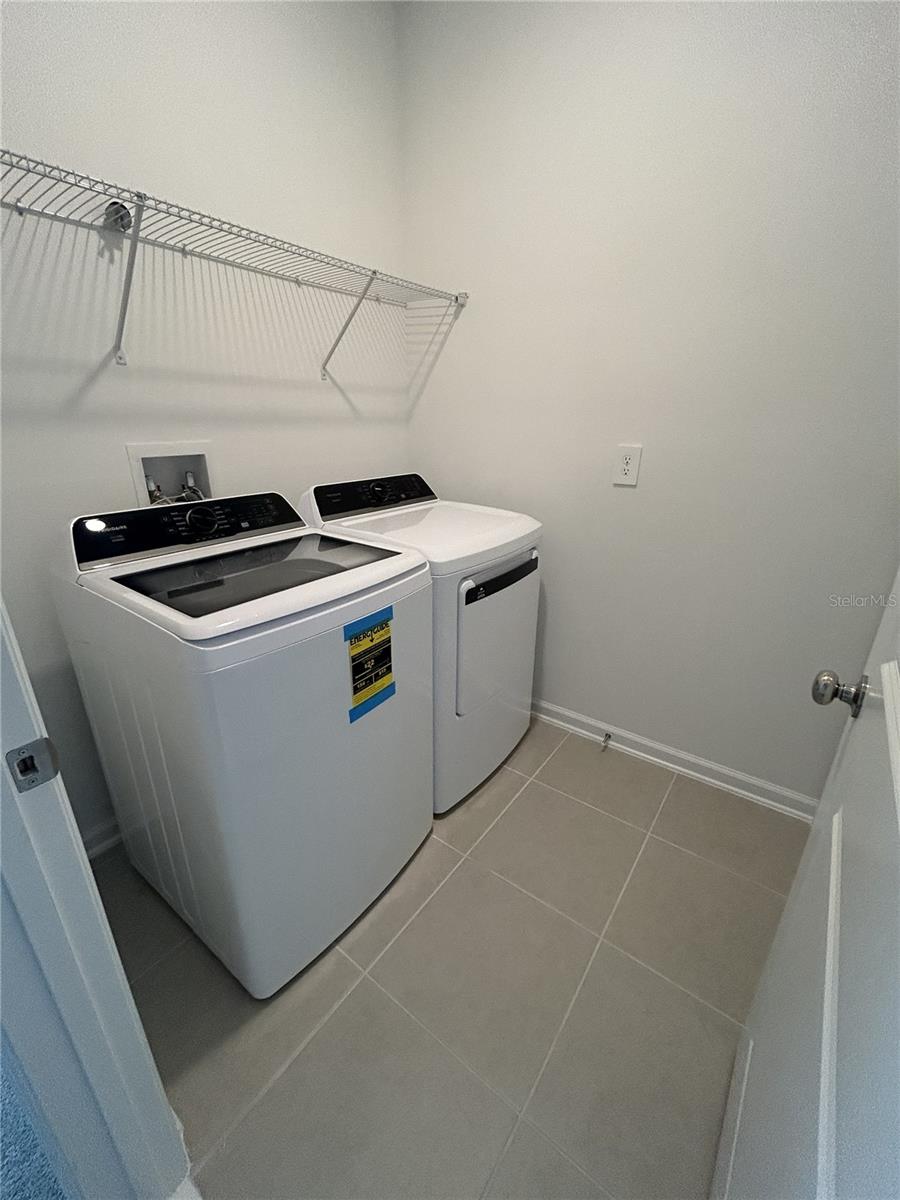 BRENTWOOD TWNHMS PHS 4 & 5 - Residential Lease