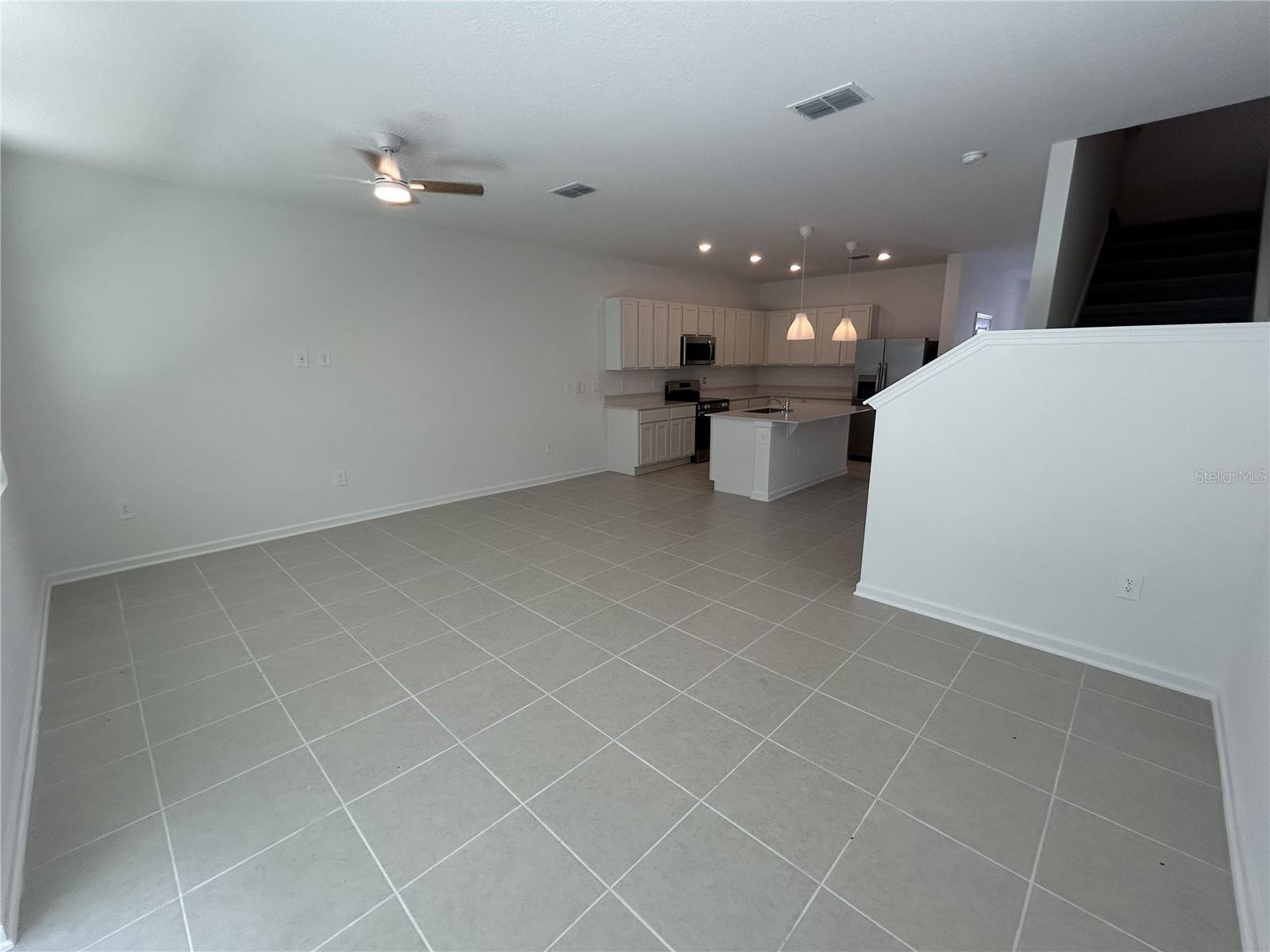 BRENTWOOD TWNHMS PHS 4 & 5 - Residential Lease