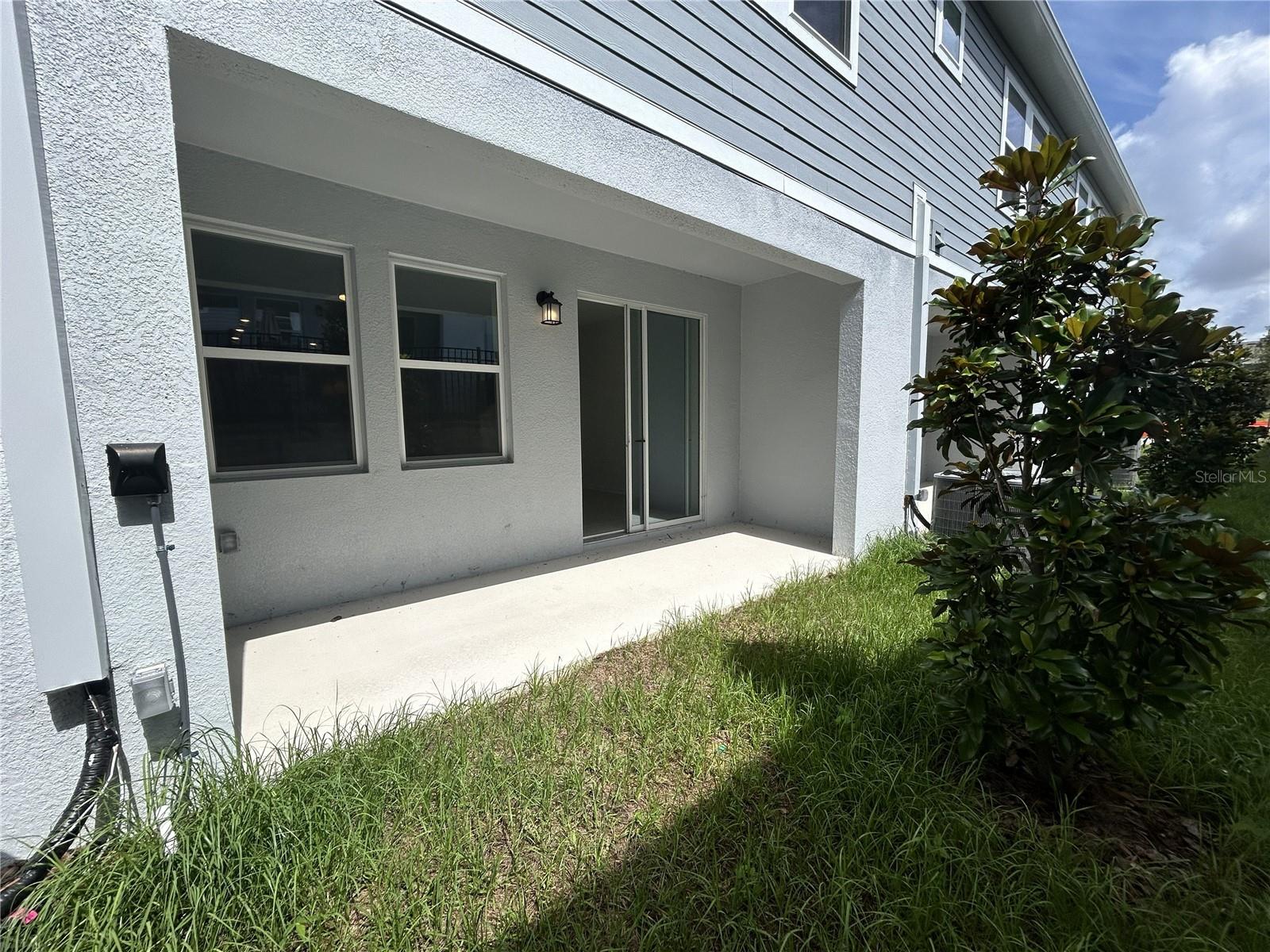 BRENTWOOD TWNHMS PHS 4 & 5 - Residential Lease