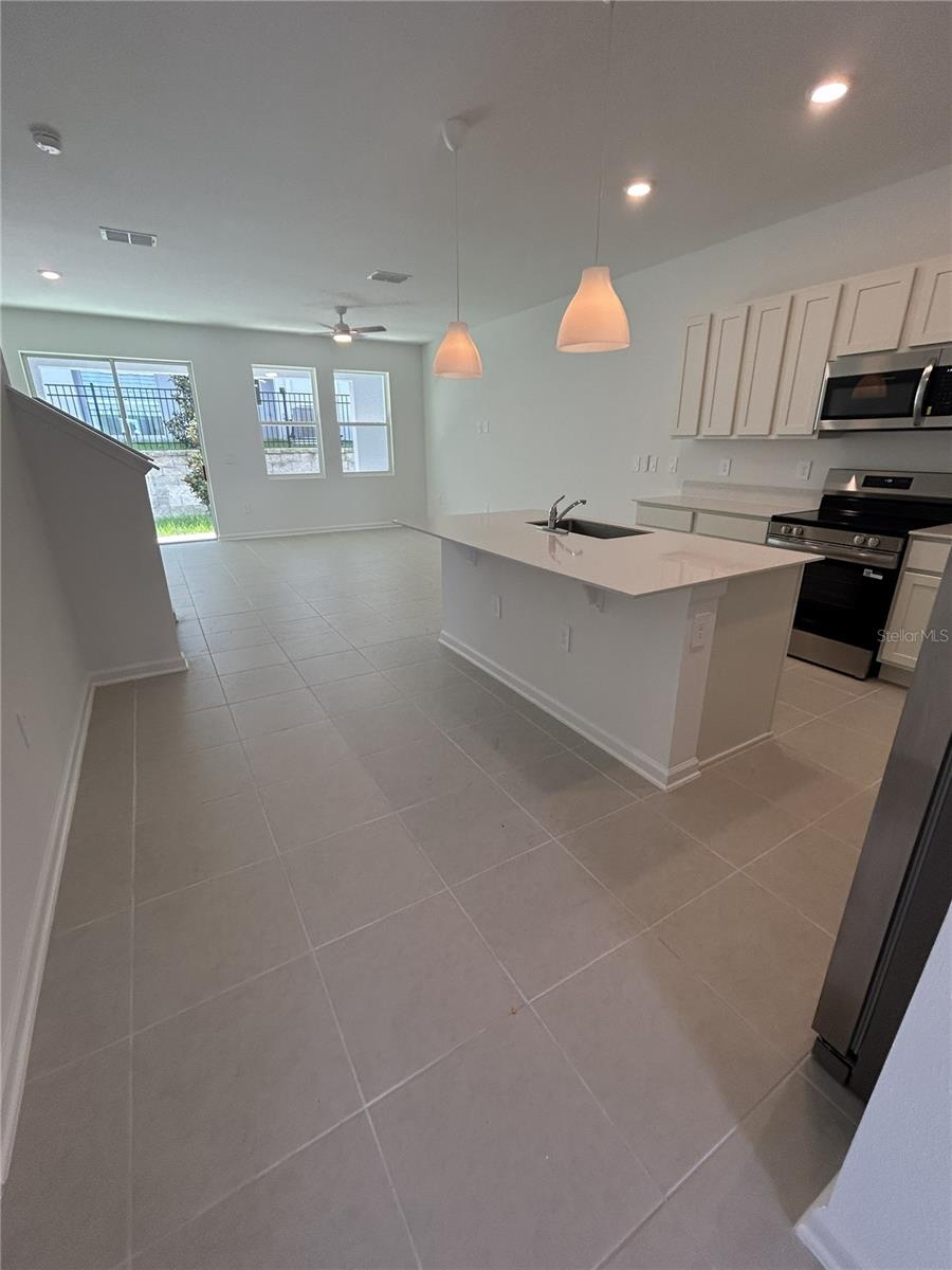 BRENTWOOD TWNHMS PHS 4 & 5 - Residential Lease