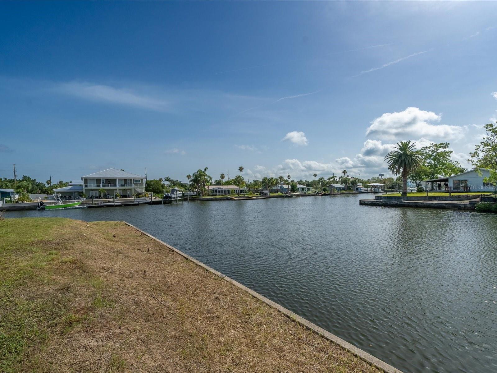 HERNANDO BEACH UNIT 7 - Land