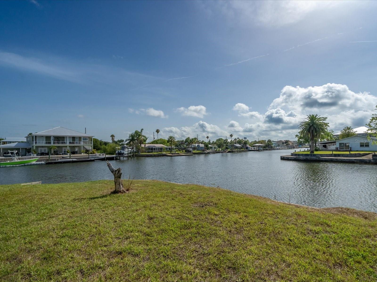HERNANDO BEACH UNIT 7 - Land