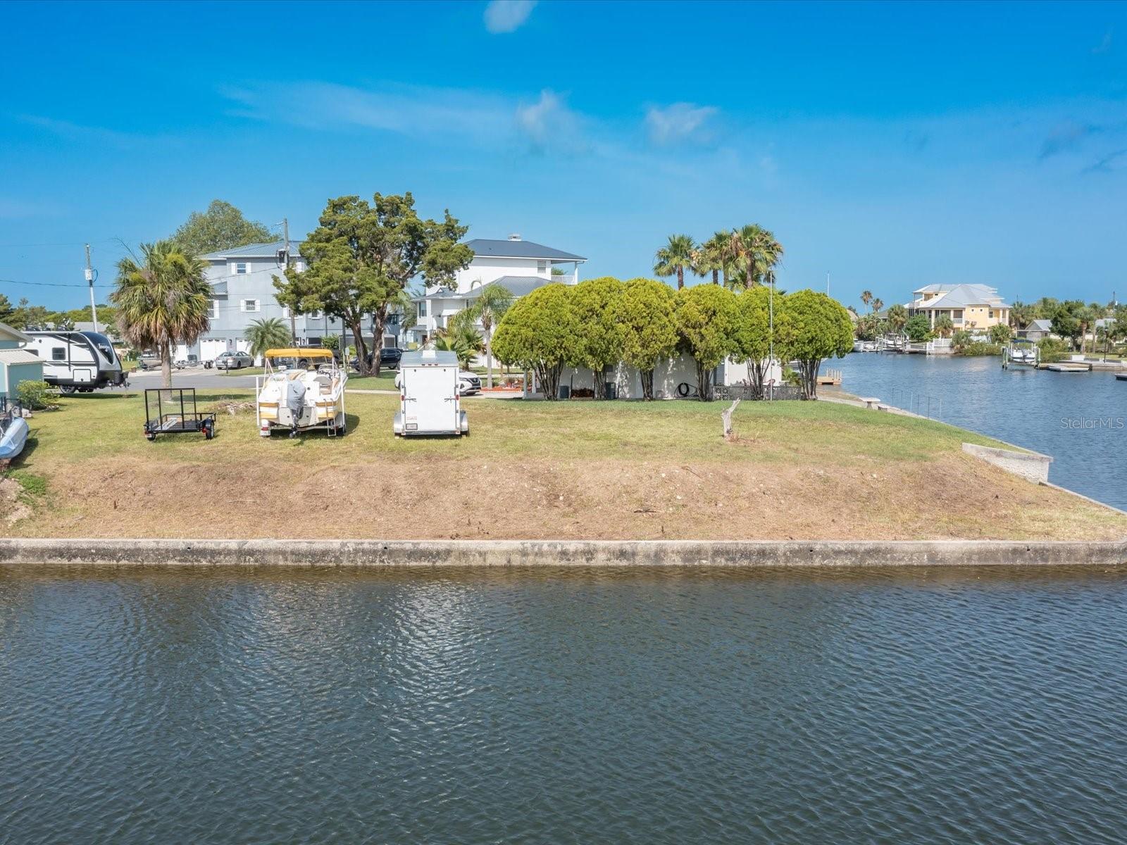 HERNANDO BEACH UNIT 7 - Land