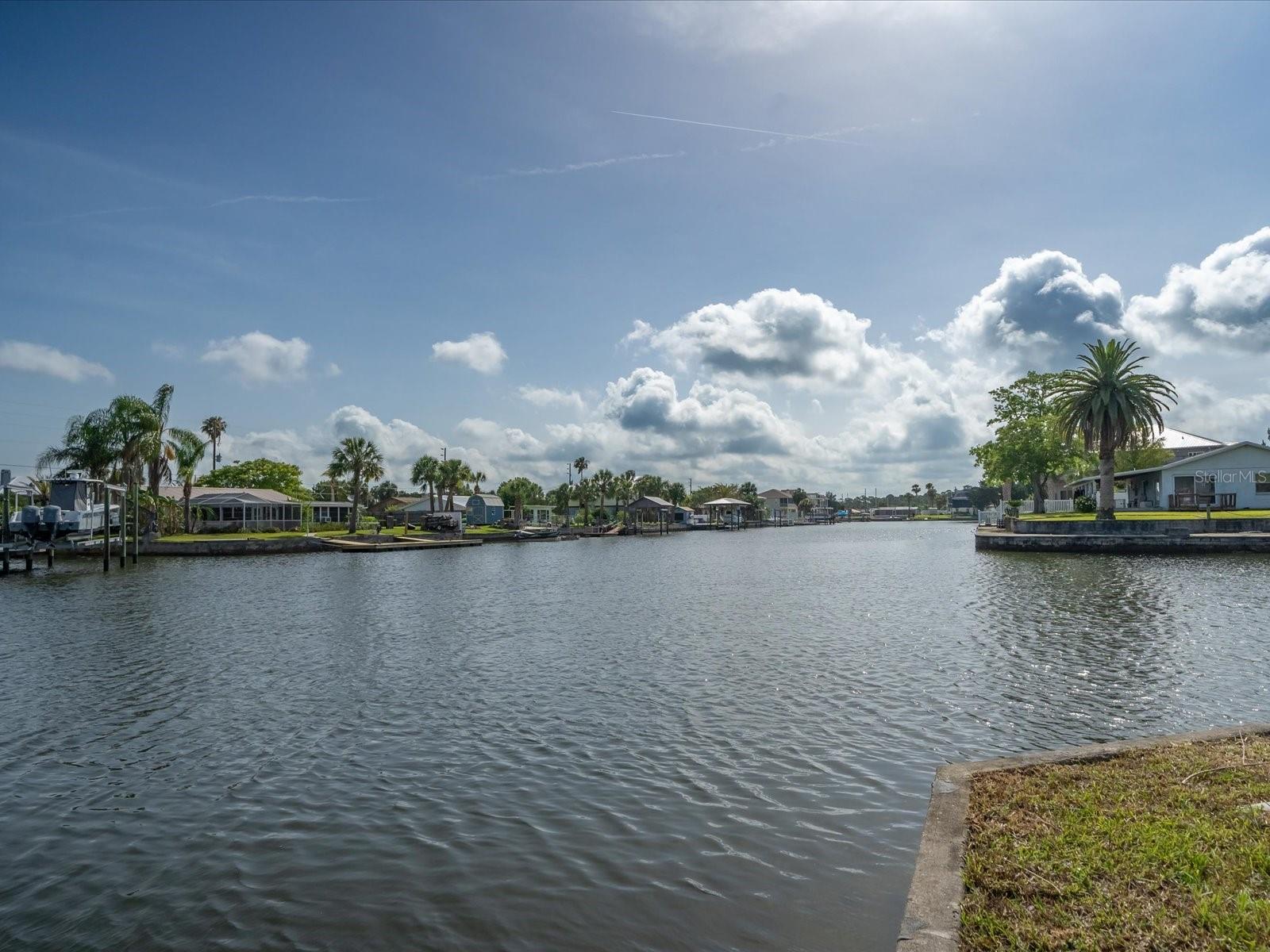 HERNANDO BEACH UNIT 7 - Land