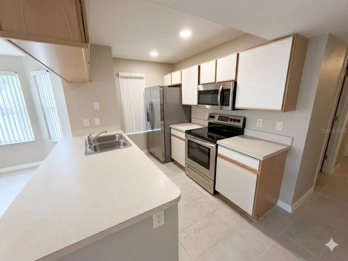 VILLAS AT ISLAND CLUB PH 6 - Residential Lease