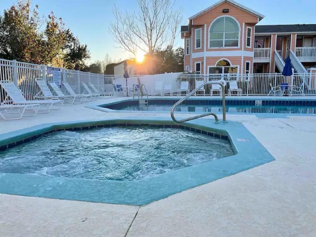 VILLAS AT ISLAND CLUB PH 6 - Residential Lease