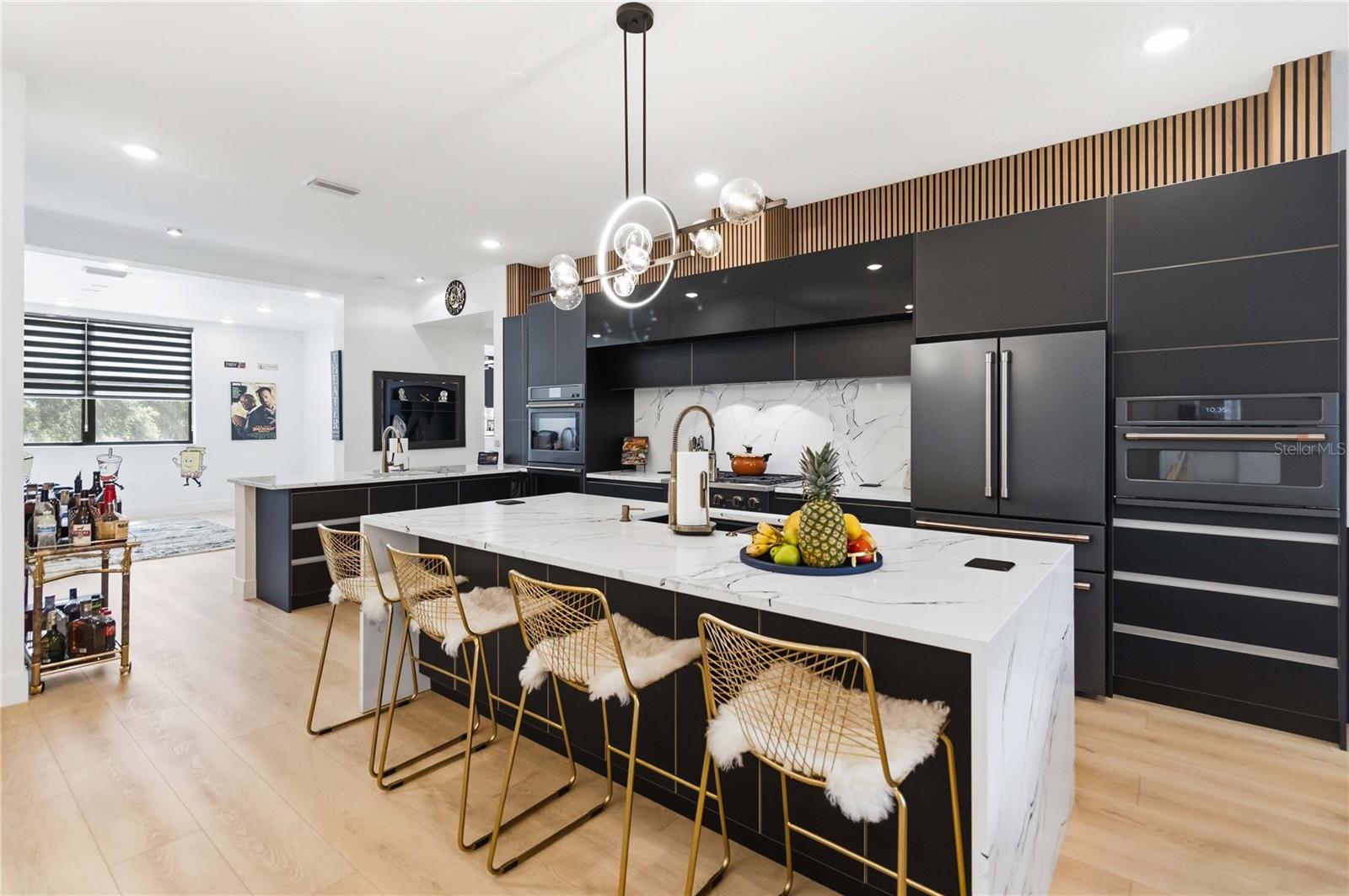 GARDEN CITY PH 01C TR A - Residential
