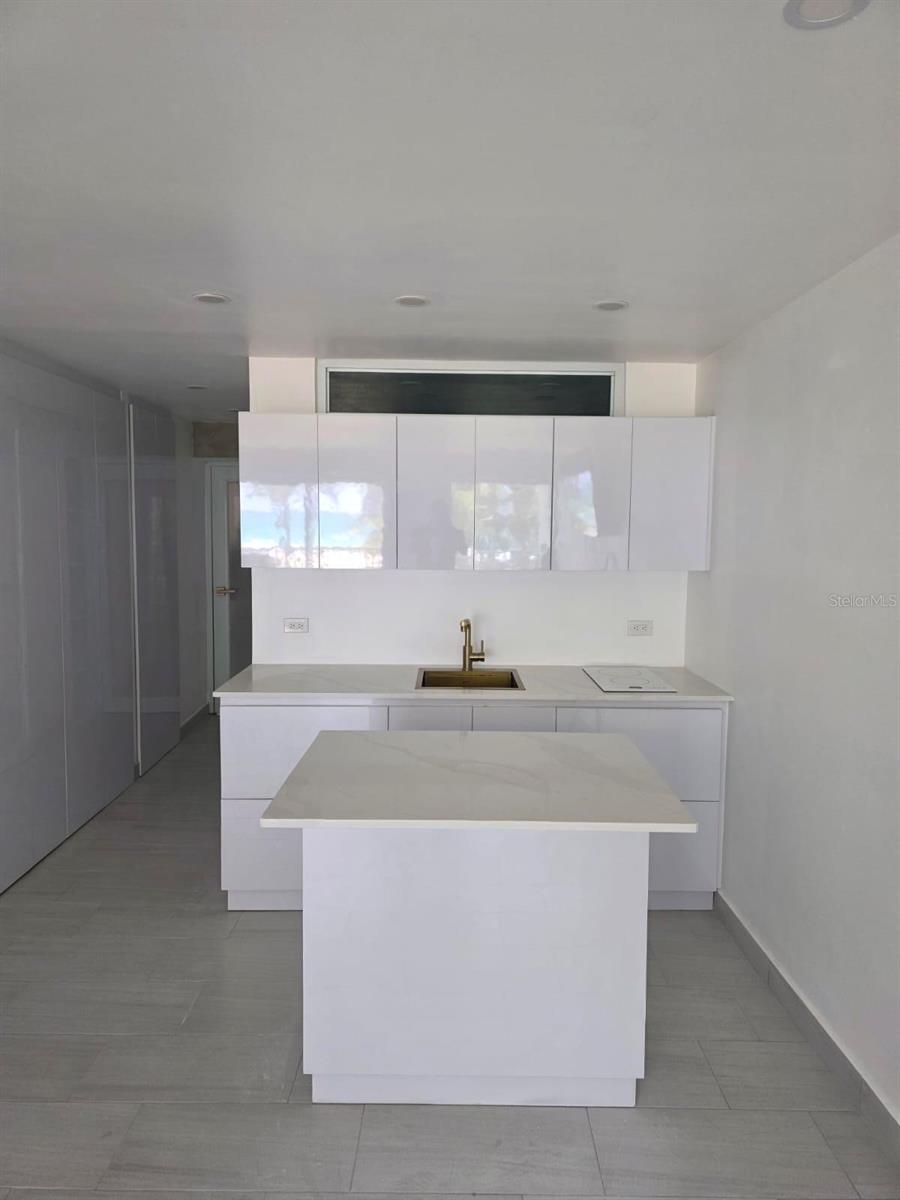CASTILLO DEL MAR - Residential