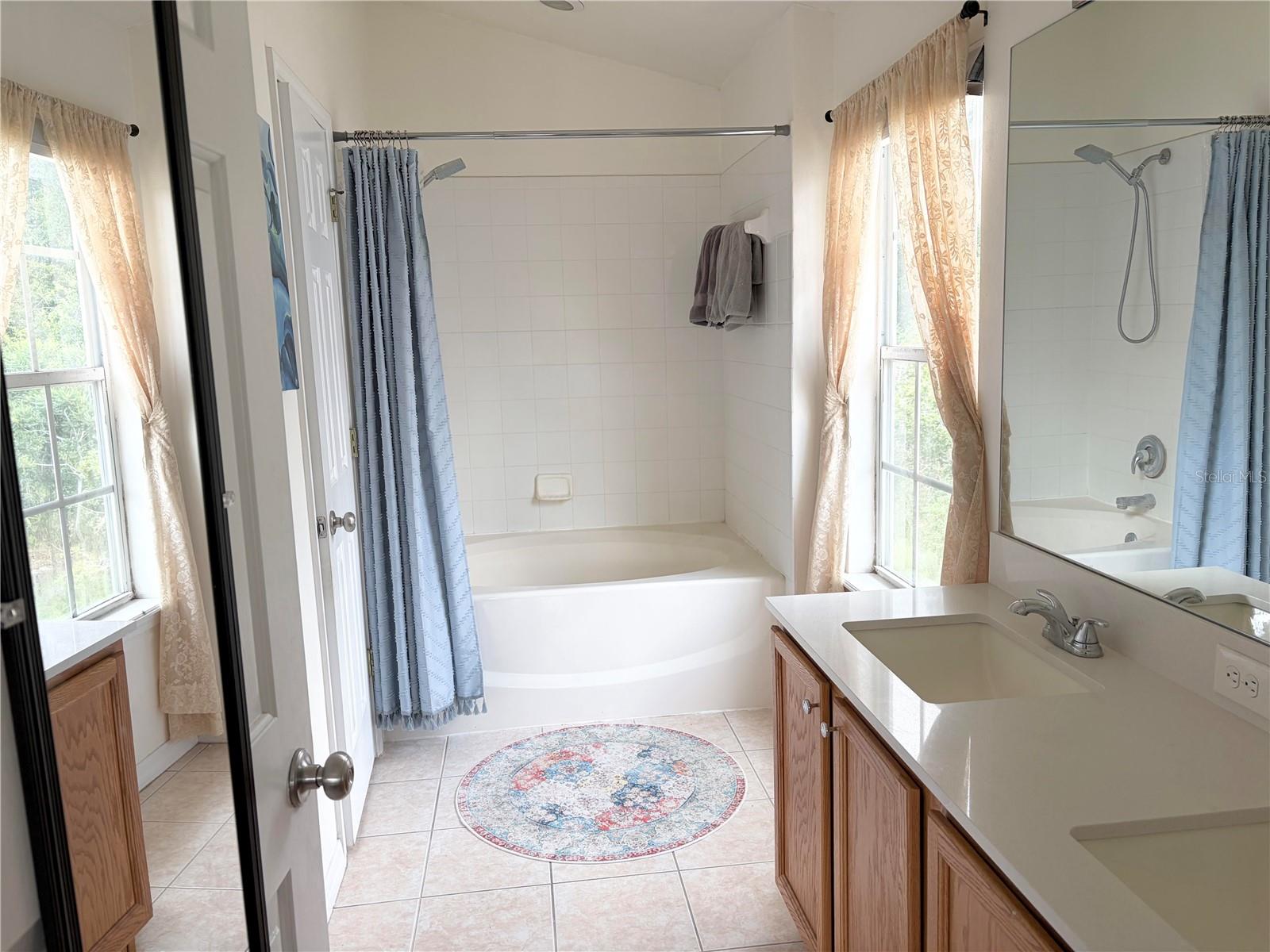 LITTLE CREEK - Residential Lease