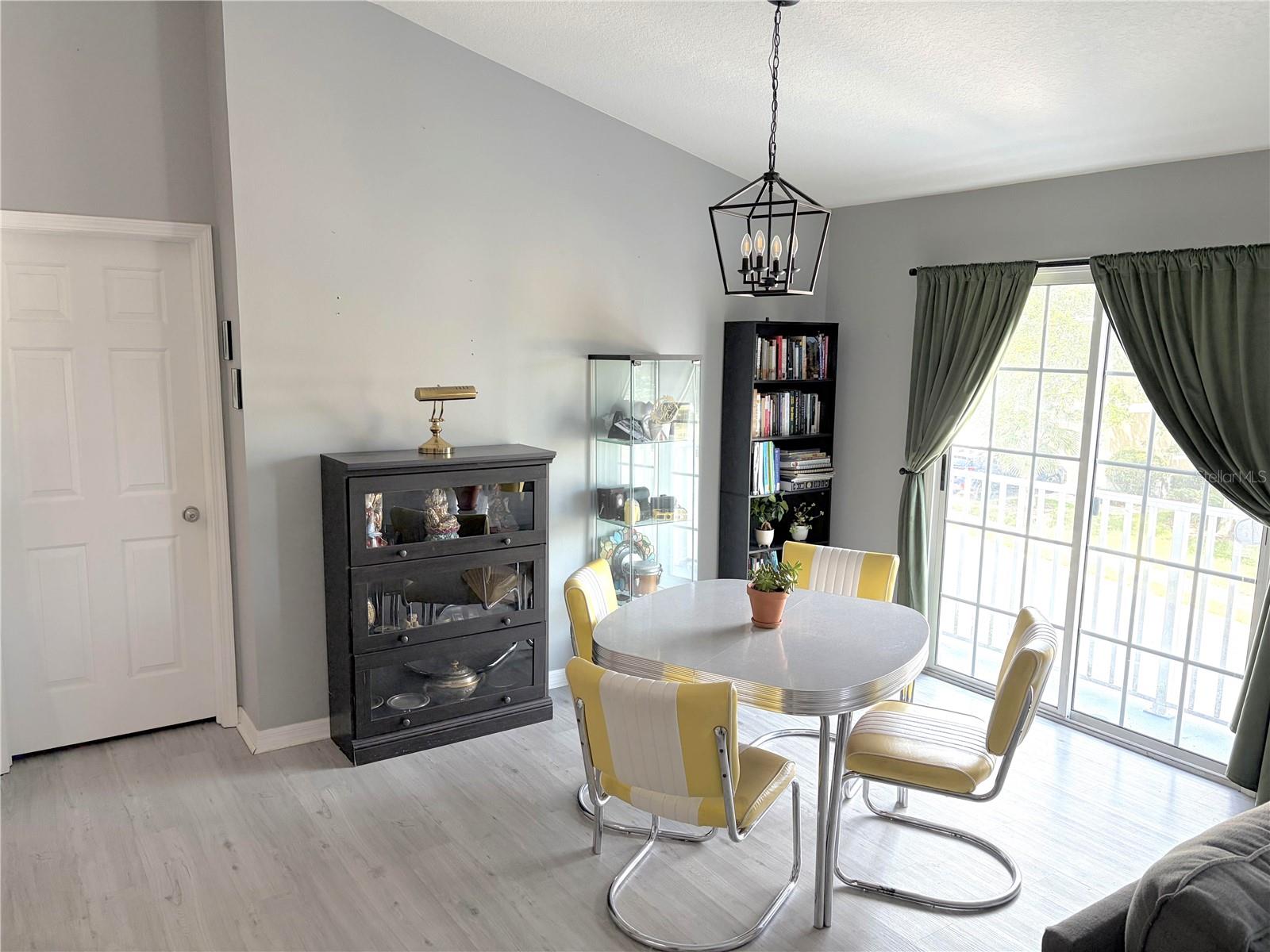 LITTLE CREEK - Residential Lease
