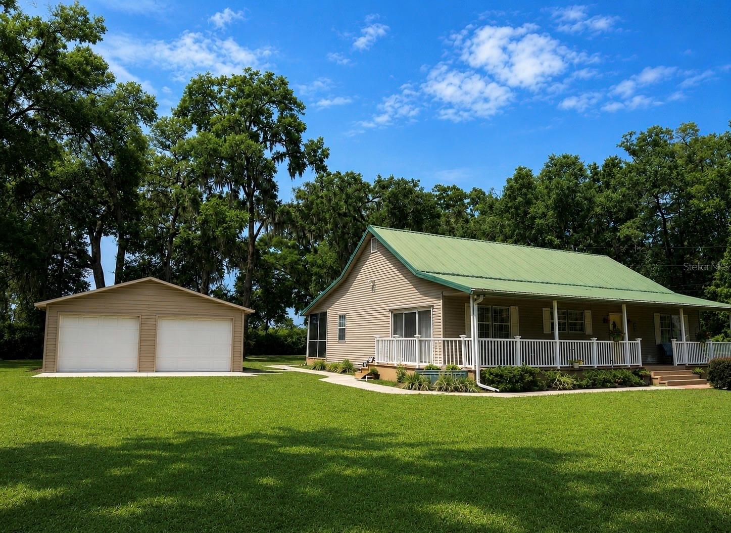 LAKE TROPICANA RANCHETTES - Residential