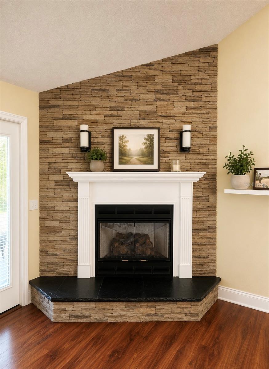 LAKE TROPICANA RANCHETTES - Residential