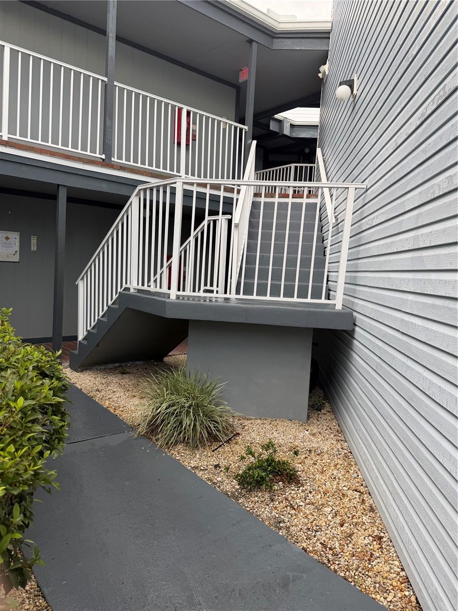 WOW! GOLF COURSE COMMUNITY 10 MINS FROM MCO-30 MINS TO DISNEY AND ONLY AN HOUR TO THE BEACHES OR HARD ROCK.
BEAUTIFUL TOP FLOOR CONDO WITH DOUBLE HIGH CEILINGS-LIGHT AND BRIGHT AND A LARGE PATIO THAT BOASTS A SCENIC AND PEACEFUL VIEW.  BRAND NEW PAINT AND CARPET-$5000 SAVINGS TO BUYER!.  HVAC LESS THAN 2 YEARS OLD $7000 SAVINGS TO BUYER! NEAT AND TIDY READY FOR MOVE IN-FURNITURE CAN STAY OR GO!
WALK TO LOCAL POOLS IN SOUTHPOINTE- OR OLYMPIC SIZE POOL AT THE RESTAURANT/CLUBHOUSE.  TENNIS, PICKLEBALL GOLF, KARAOKE, TRIVIA AND MANY MANY MORE ACTIVITIES FOR EVERY RESIDENT TO ENJOY. WASHER/DRYER IN HOME.