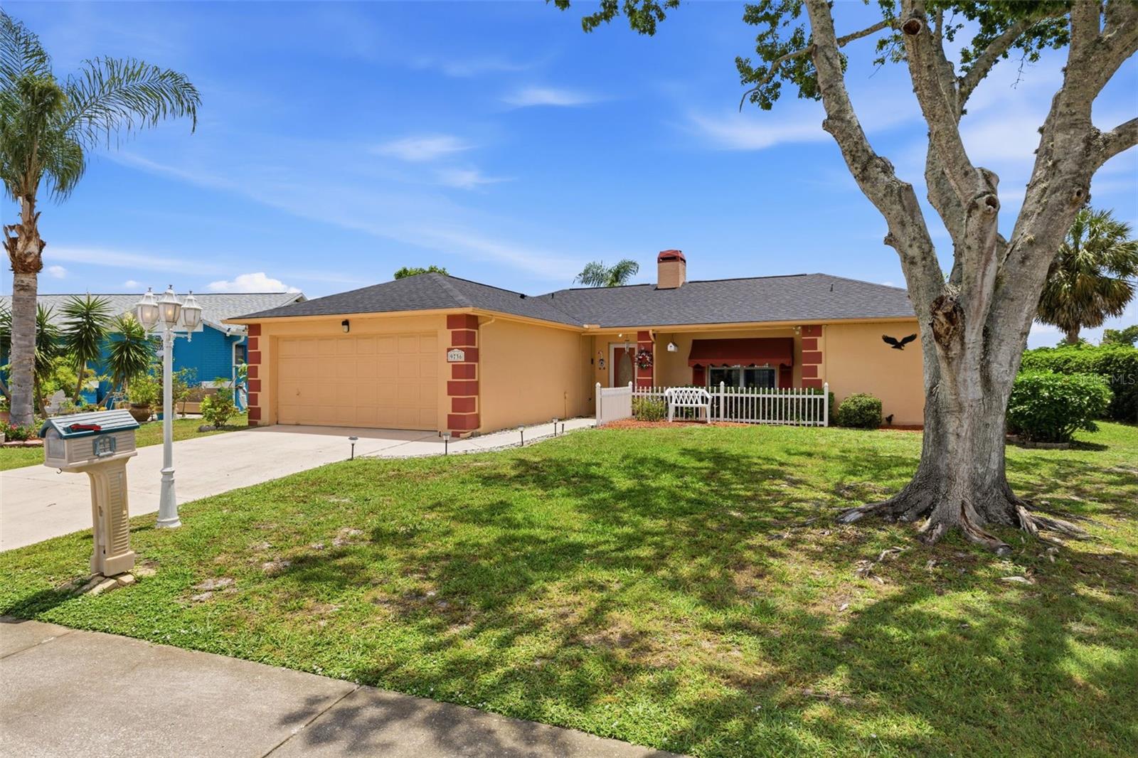 EMBASSY HILLS - Residential