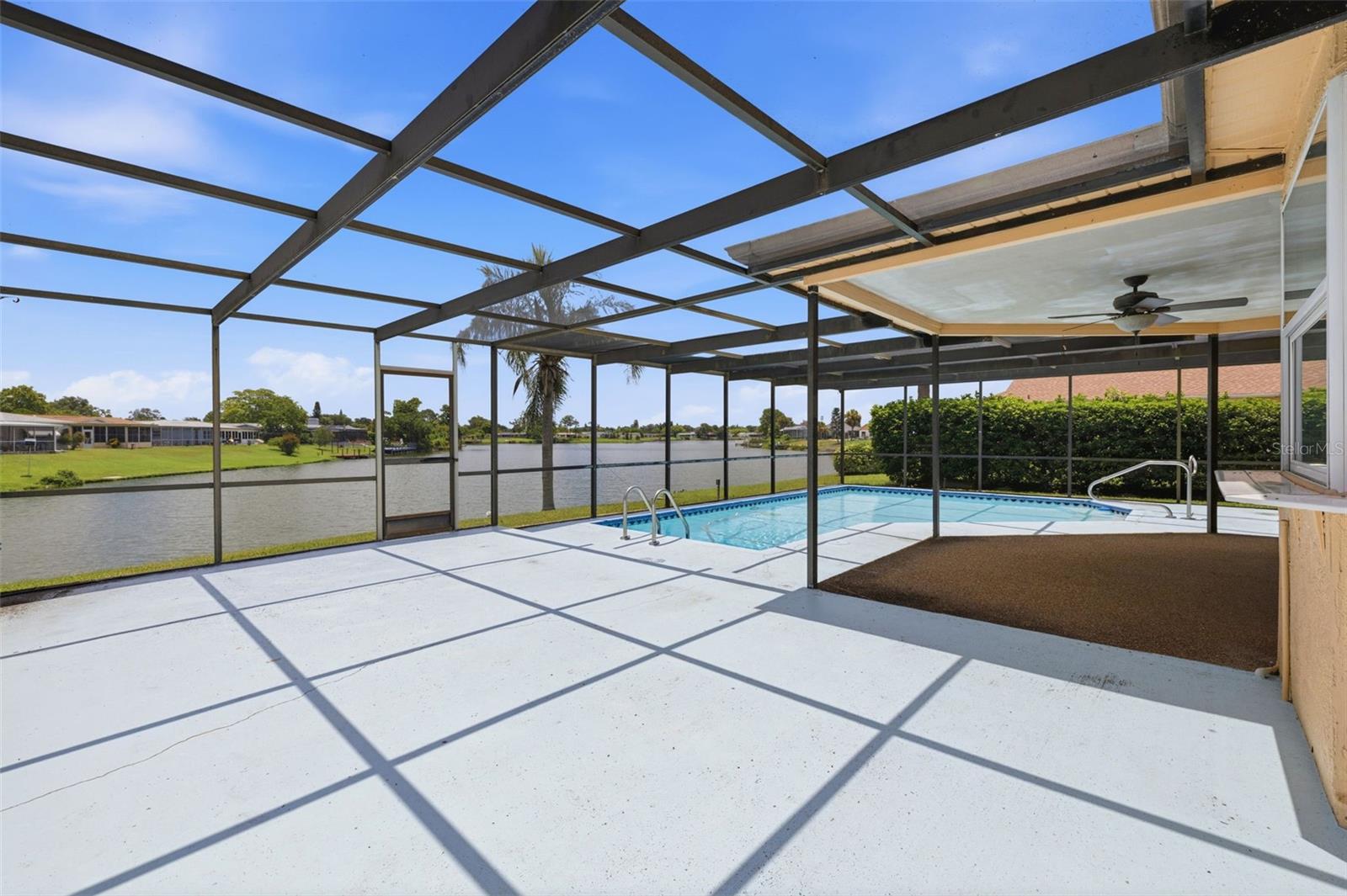 EMBASSY HILLS - Residential