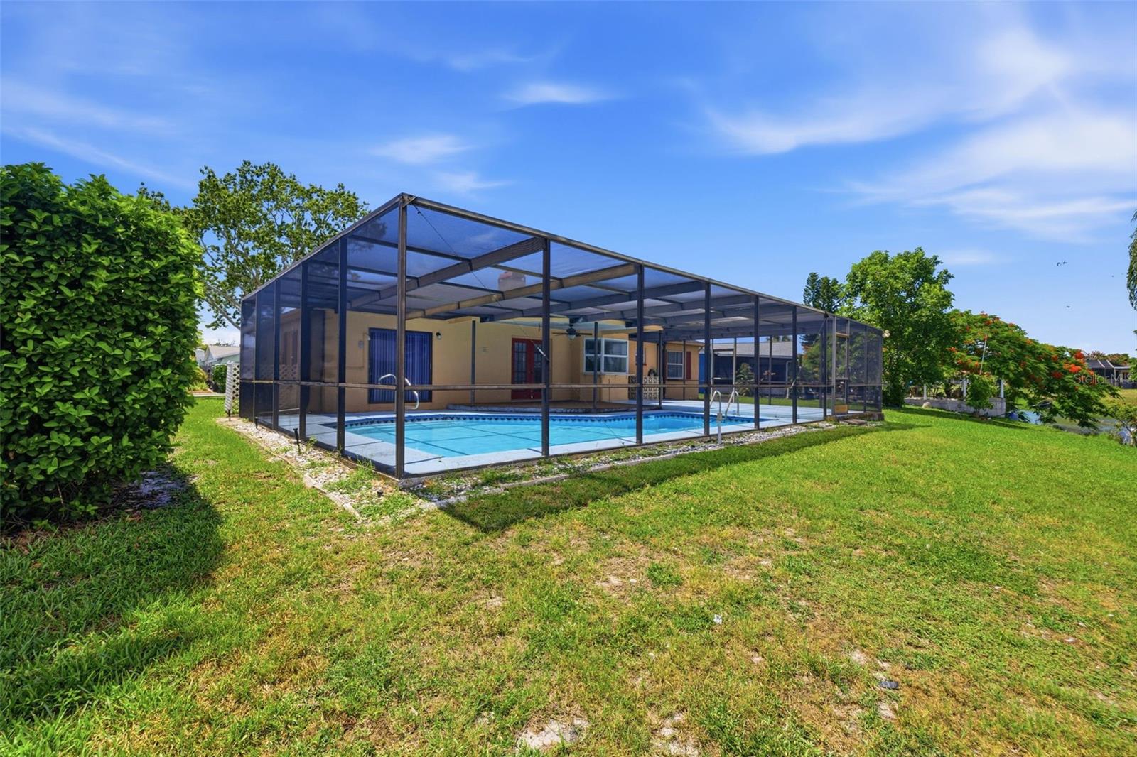 EMBASSY HILLS - Residential