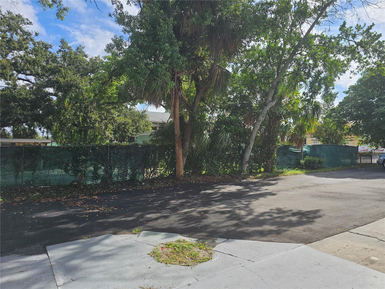 SHARPS SUB J T - Residential Lease