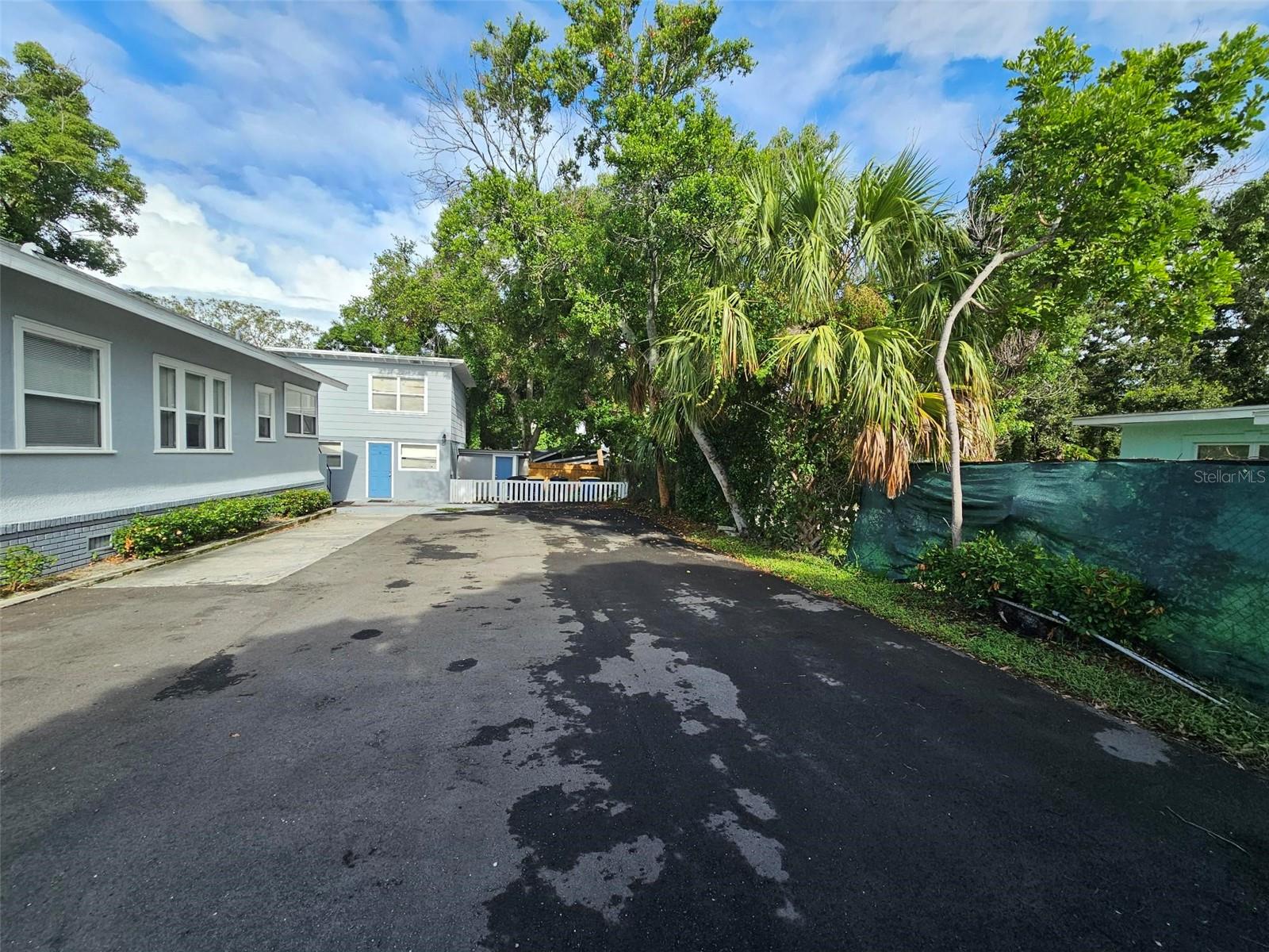 SHARPS SUB J T - Residential Lease