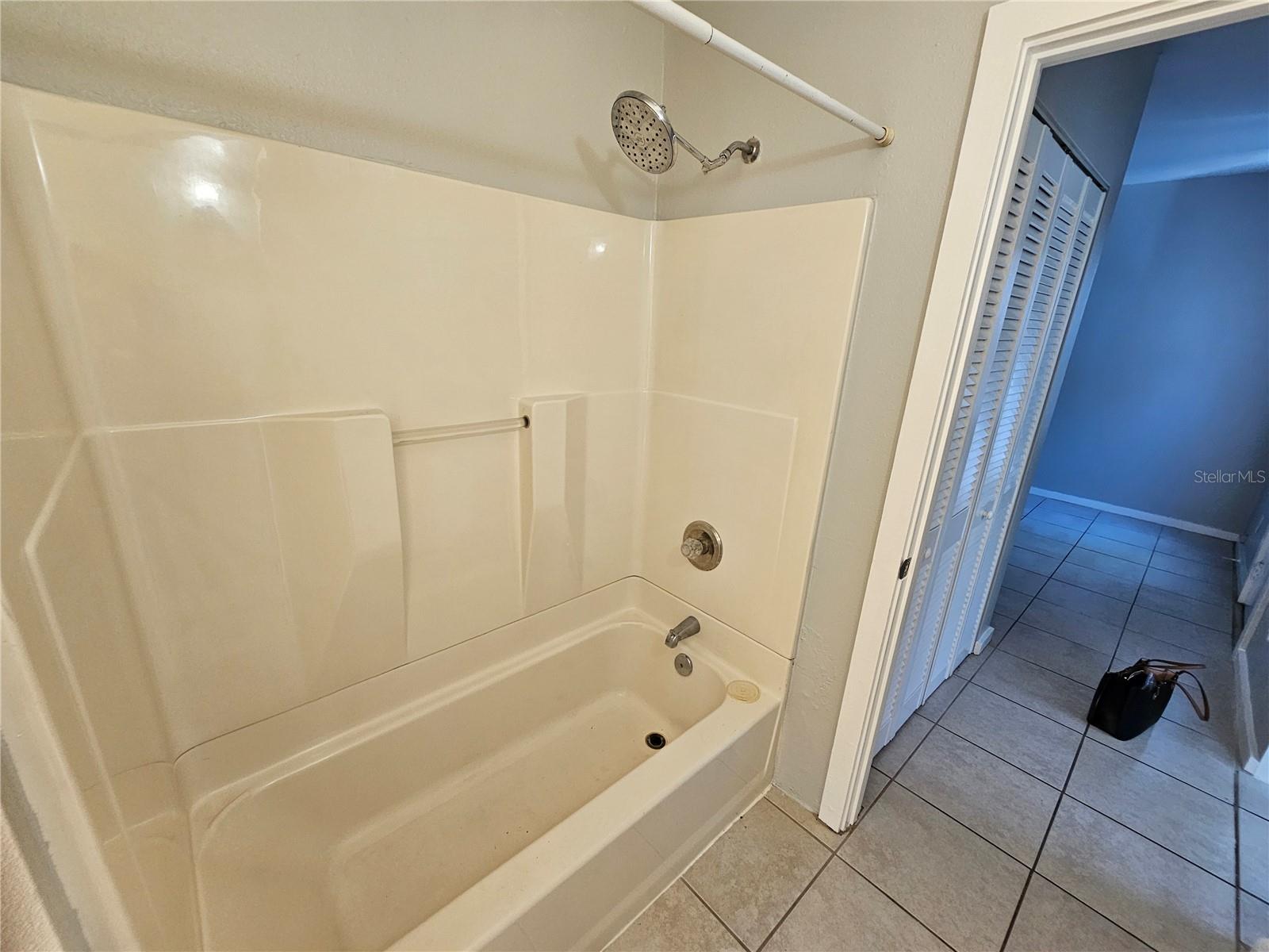 SHARPS SUB J T - Residential Lease