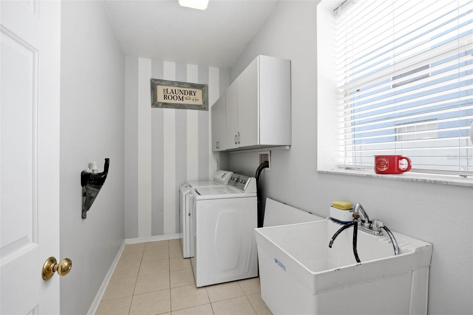 STERLING HILL - Residential