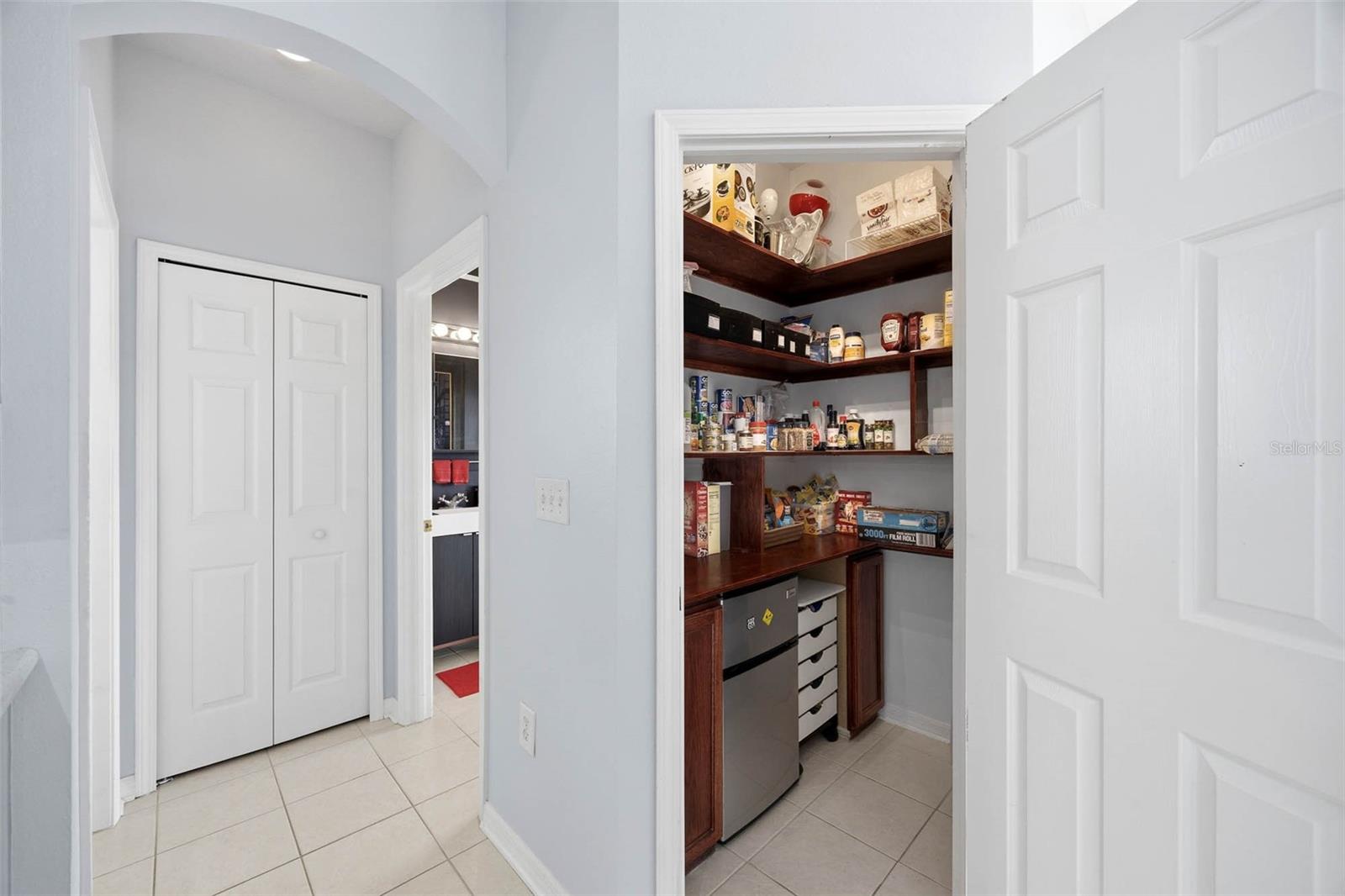 STERLING HILL - Residential