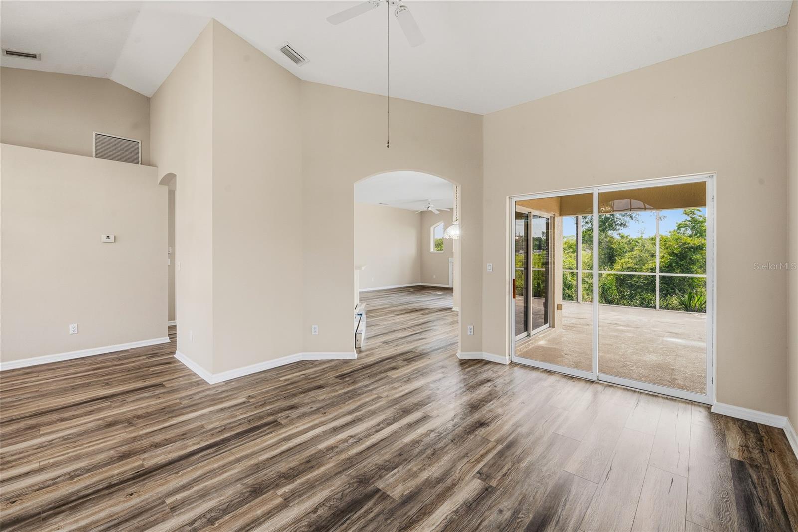 DEBARY WOODS UN 02 - Residential
