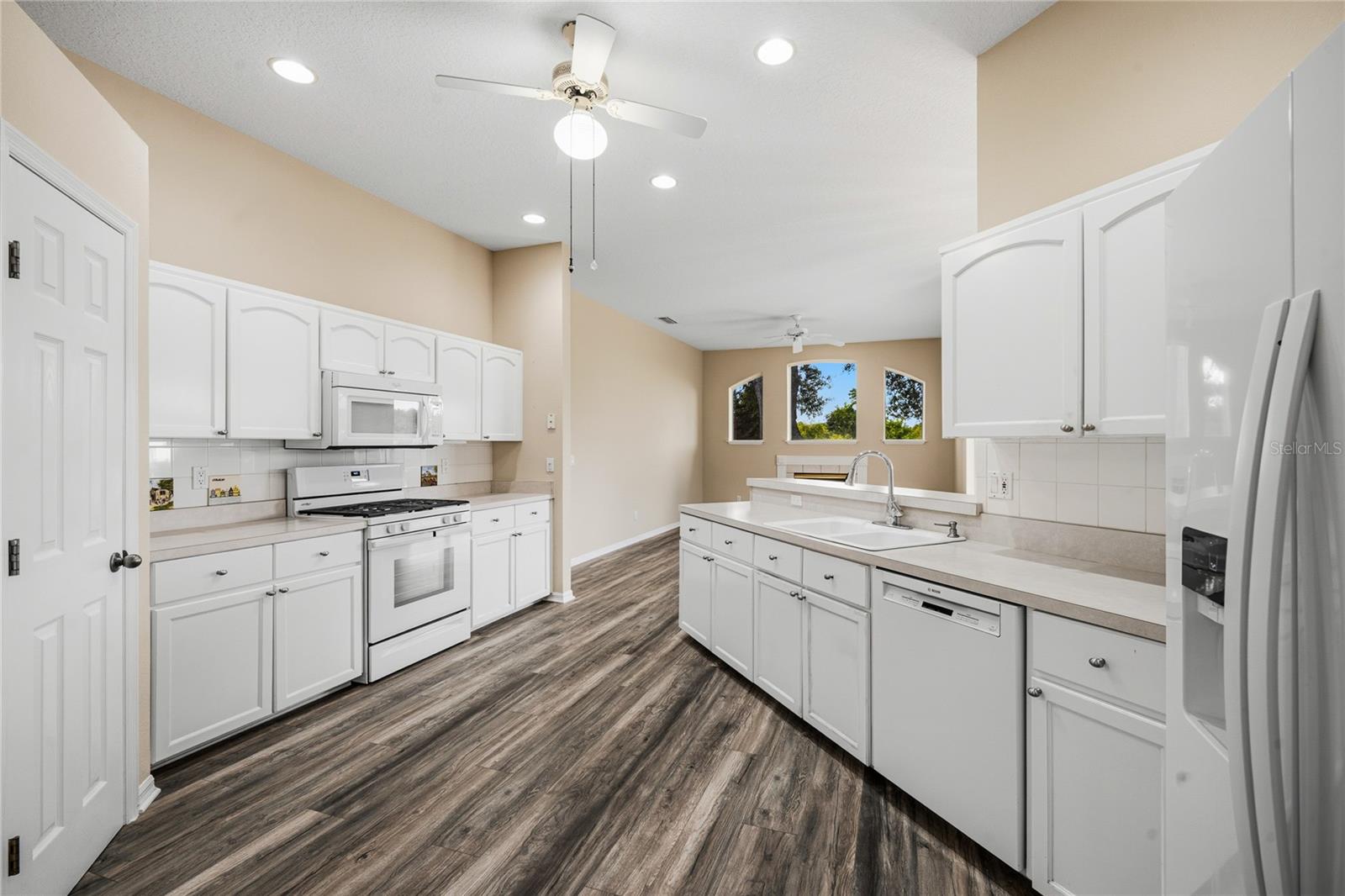 DEBARY WOODS UN 02 - Residential