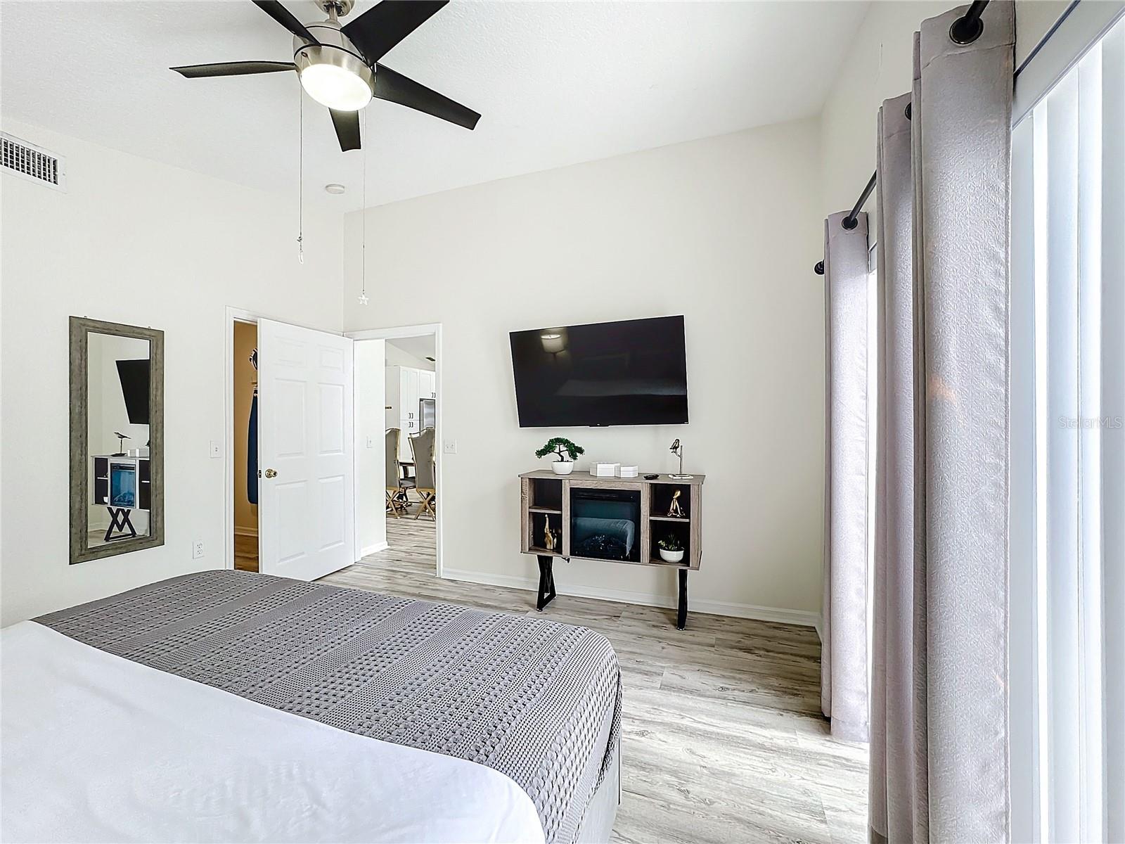 BRIDGEWATER CROSSING PH 01 - Residential