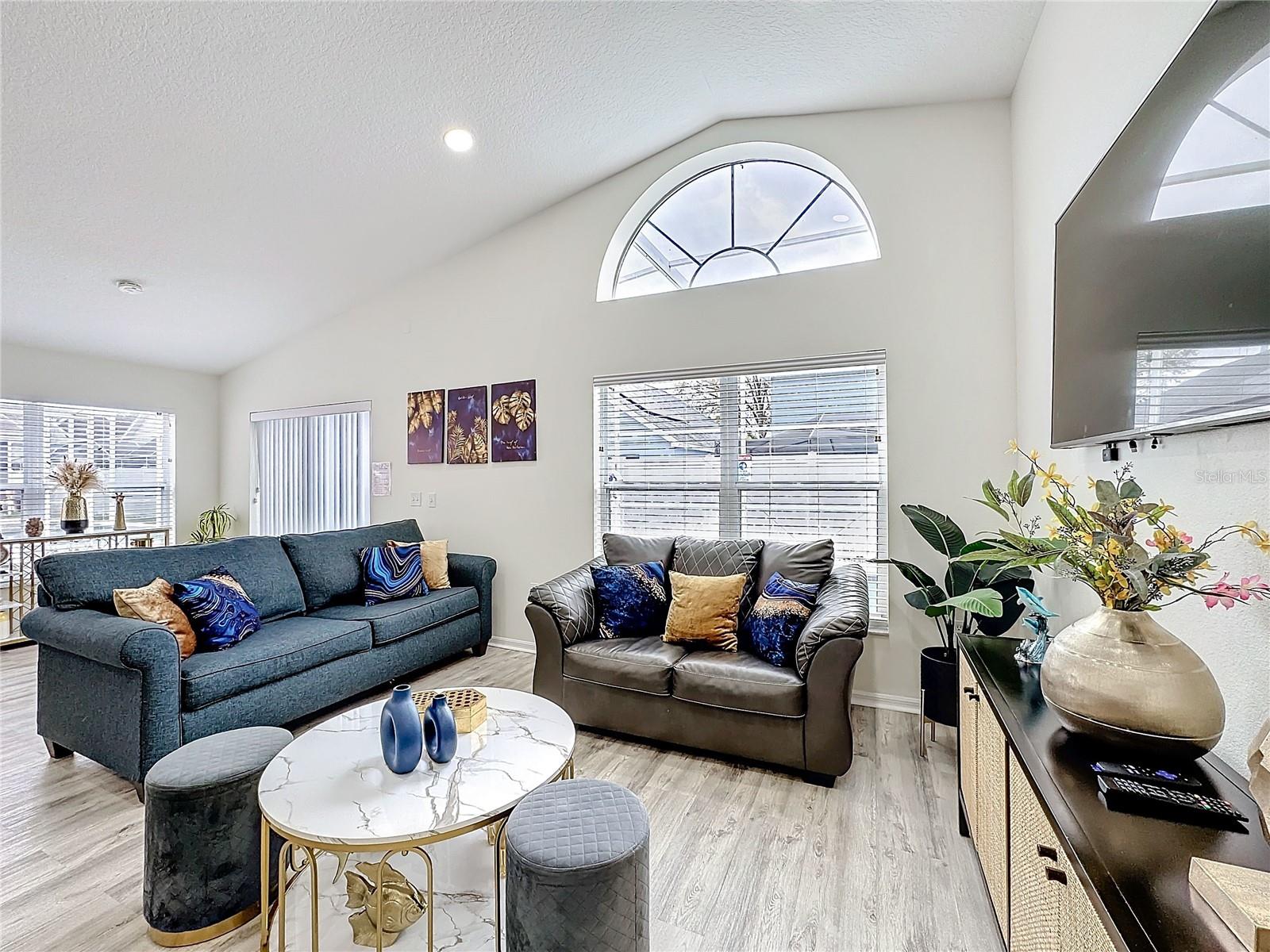 BRIDGEWATER CROSSING PH 01 - Residential