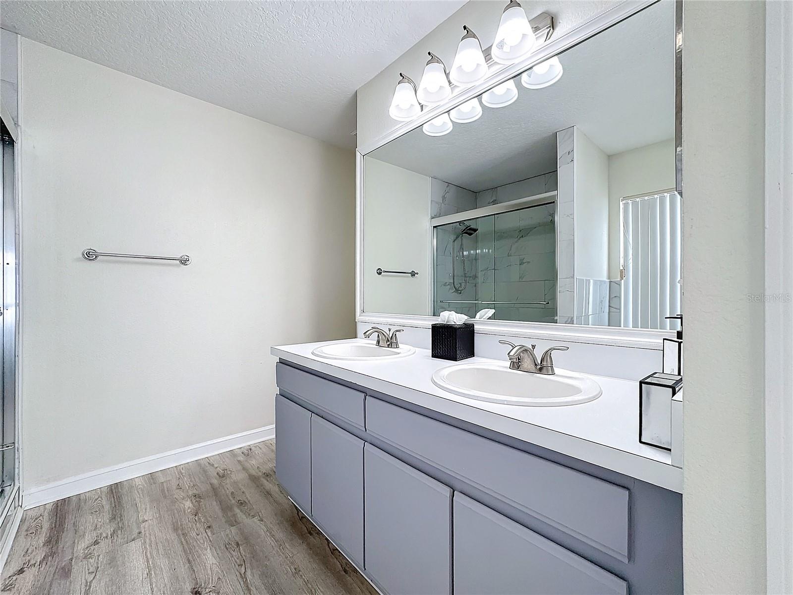BRIDGEWATER CROSSING PH 01 - Residential