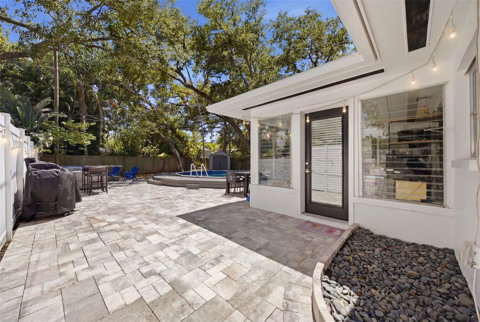 LA JOLLA SUB - Residential