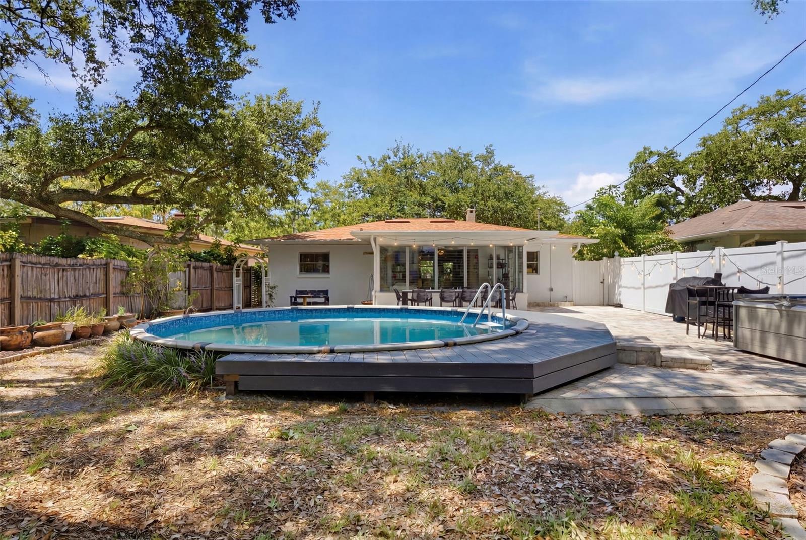 LA JOLLA SUB - Residential