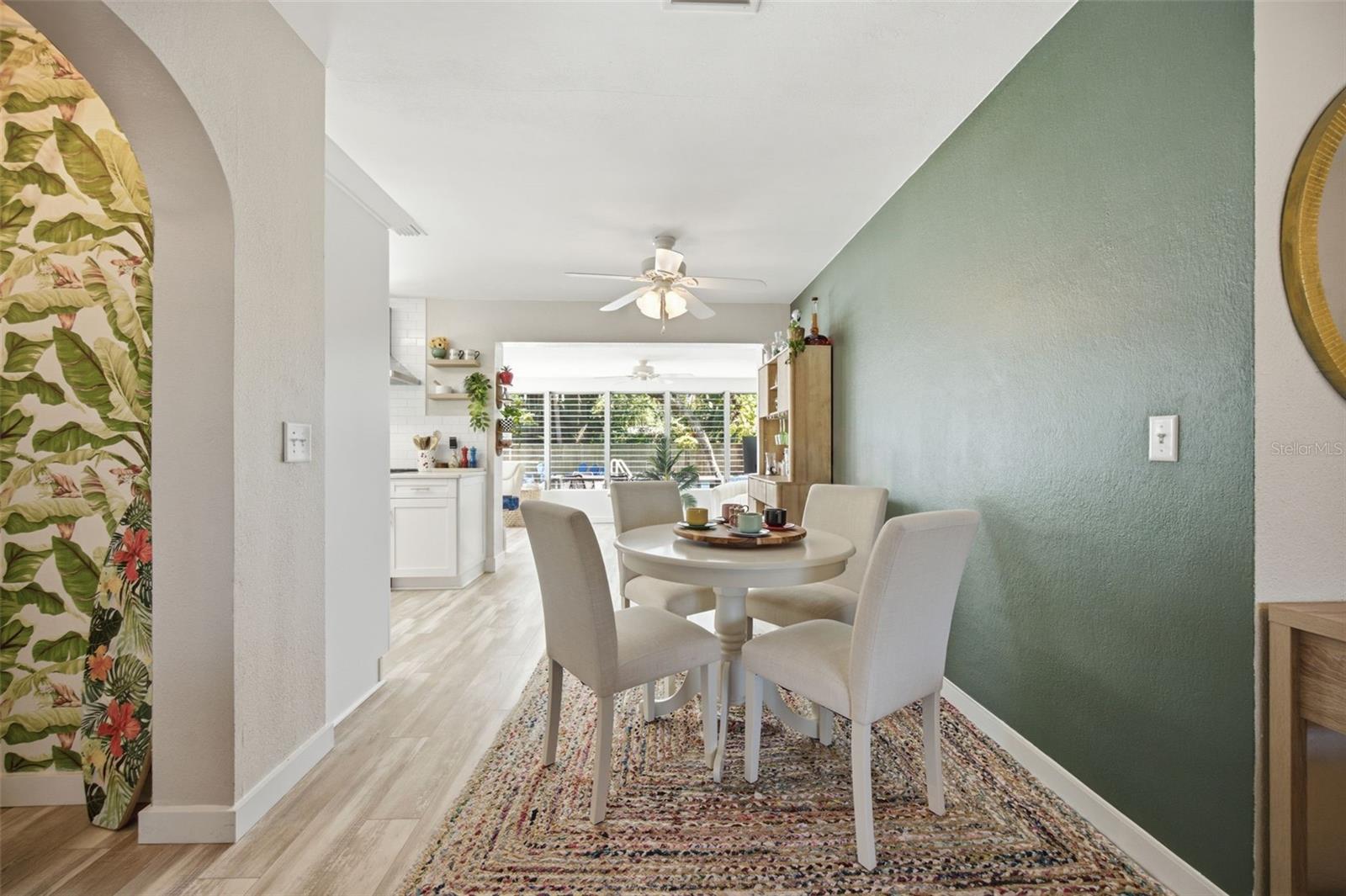 LA JOLLA SUB - Residential