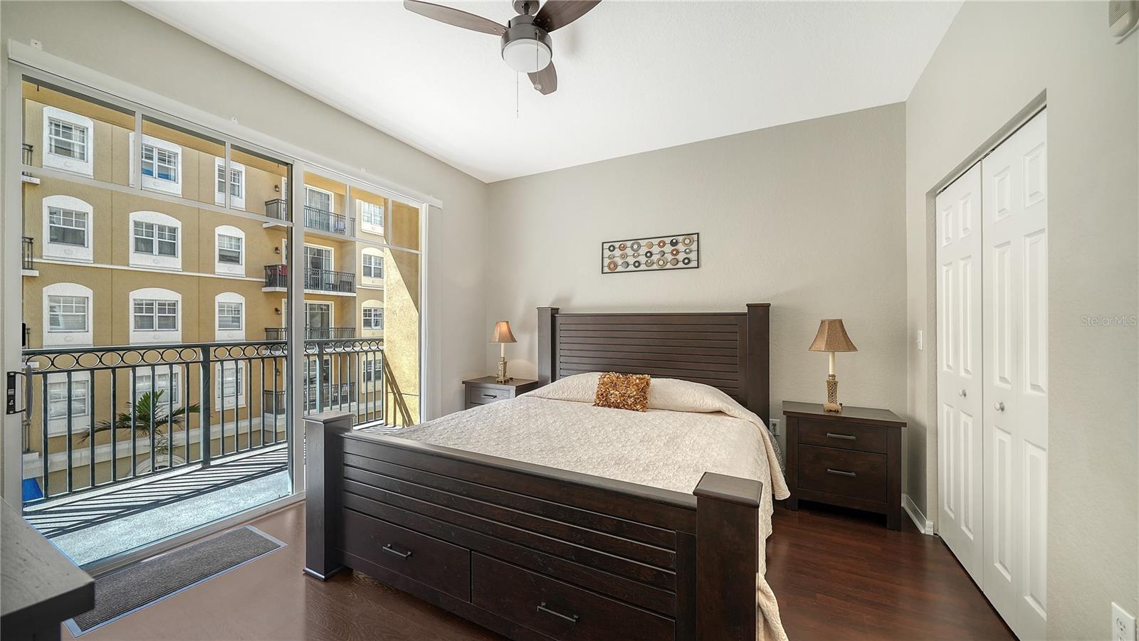 BROADWAY PROMENADE - Residential Lease