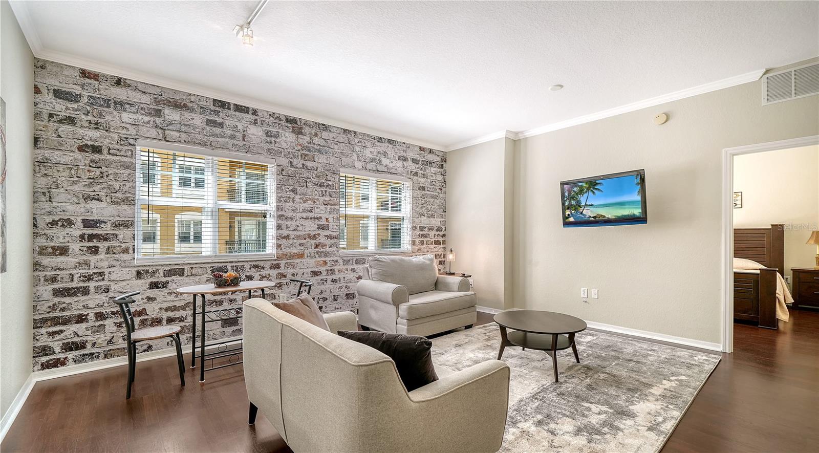 BROADWAY PROMENADE - Residential Lease