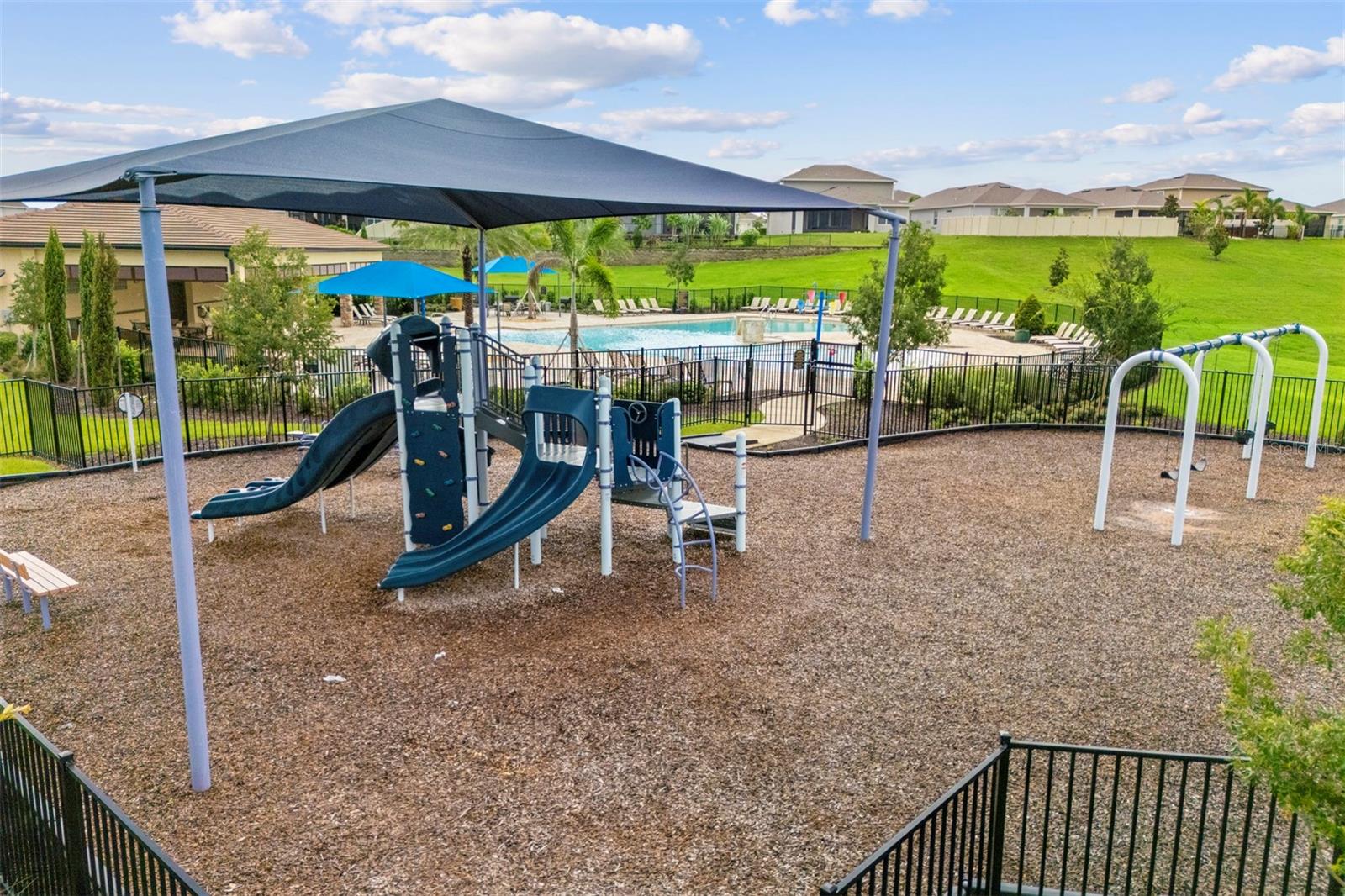 RIDGEVIEW PH 1 - Residential