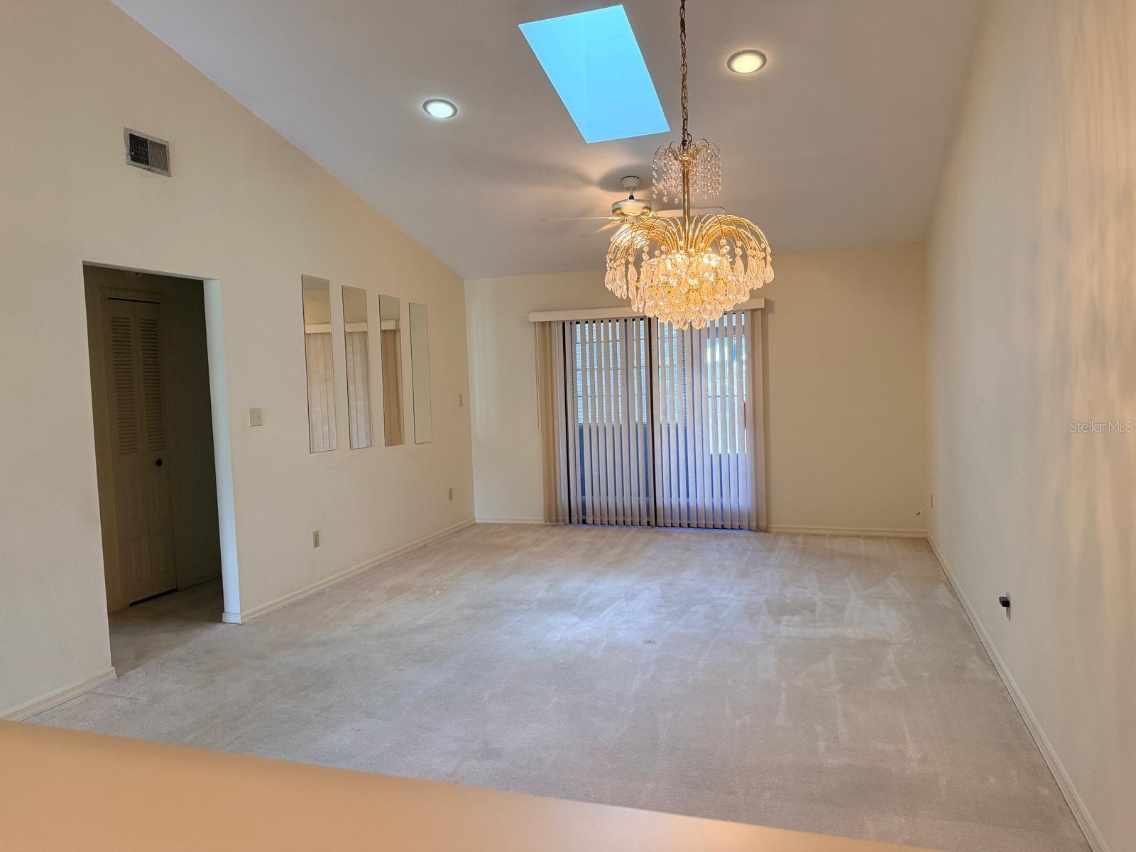 VILLAS/BELLEVIEW - Residential