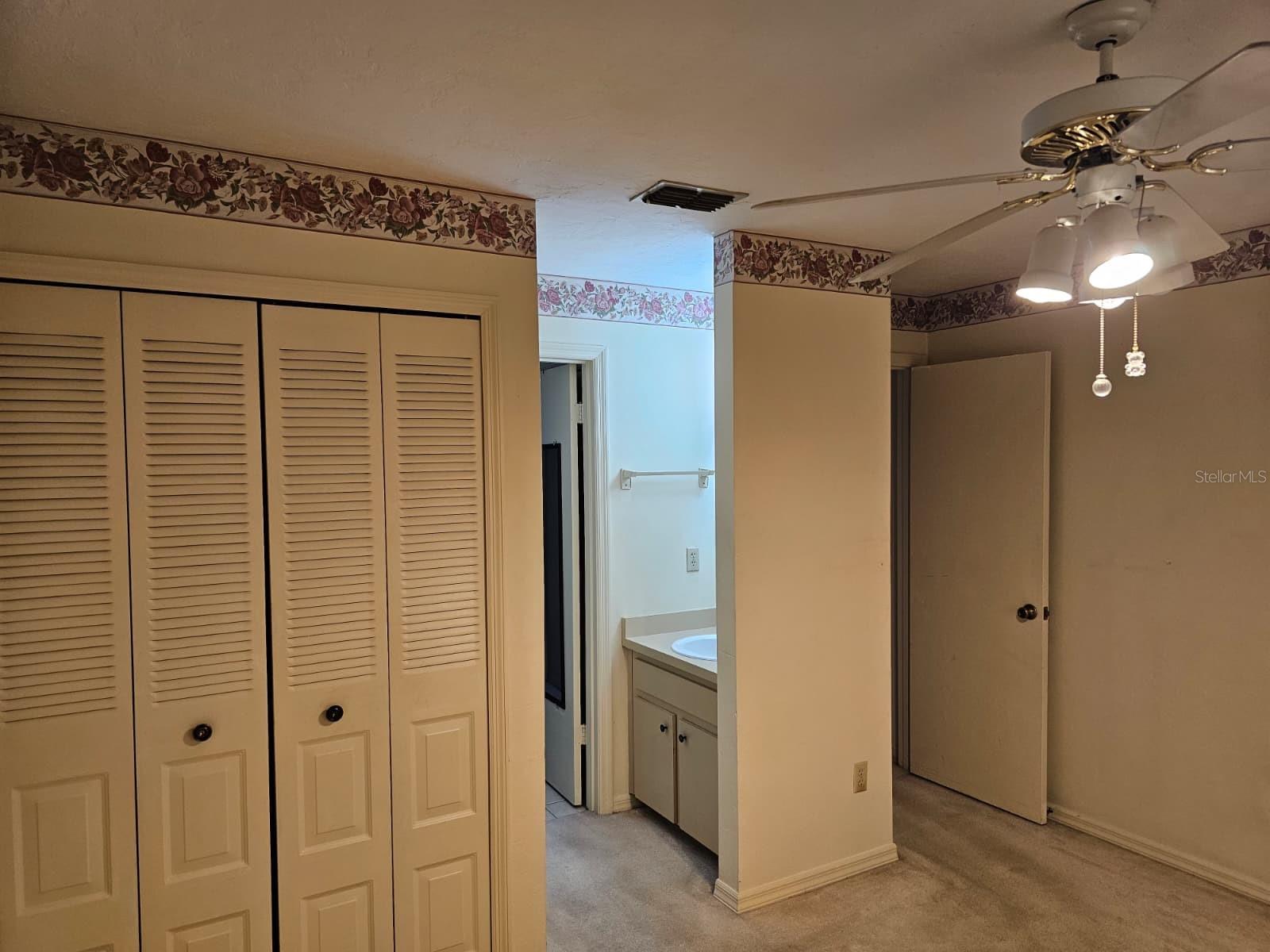 VILLAS/BELLEVIEW - Residential