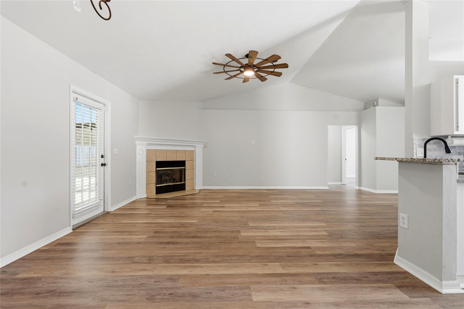 EAGLE POINT CLUSTER PH 3 - Residential